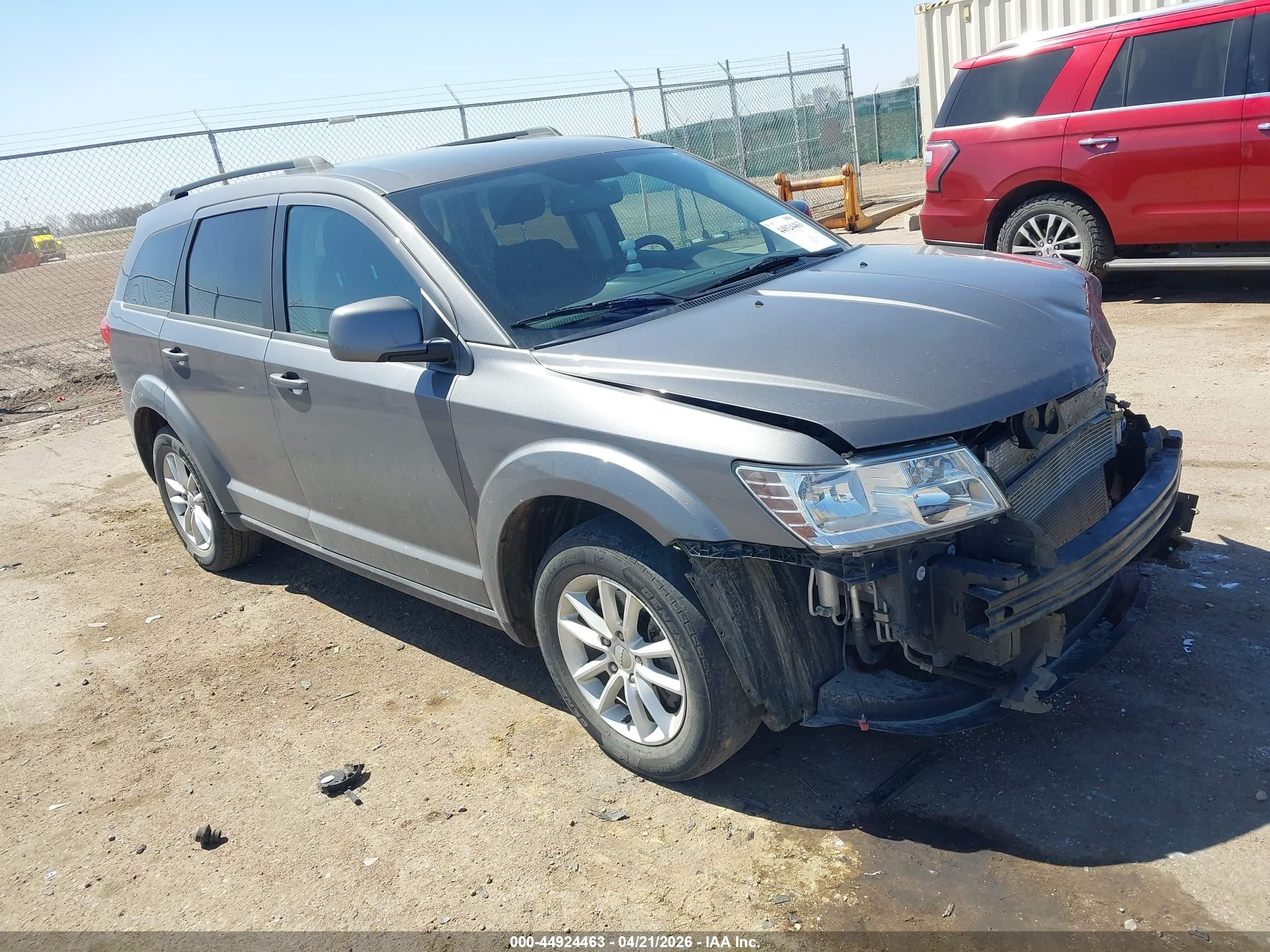 2013 Dodge Journey SXT, VIN 3C4PDCBG7DT627947 — Front end