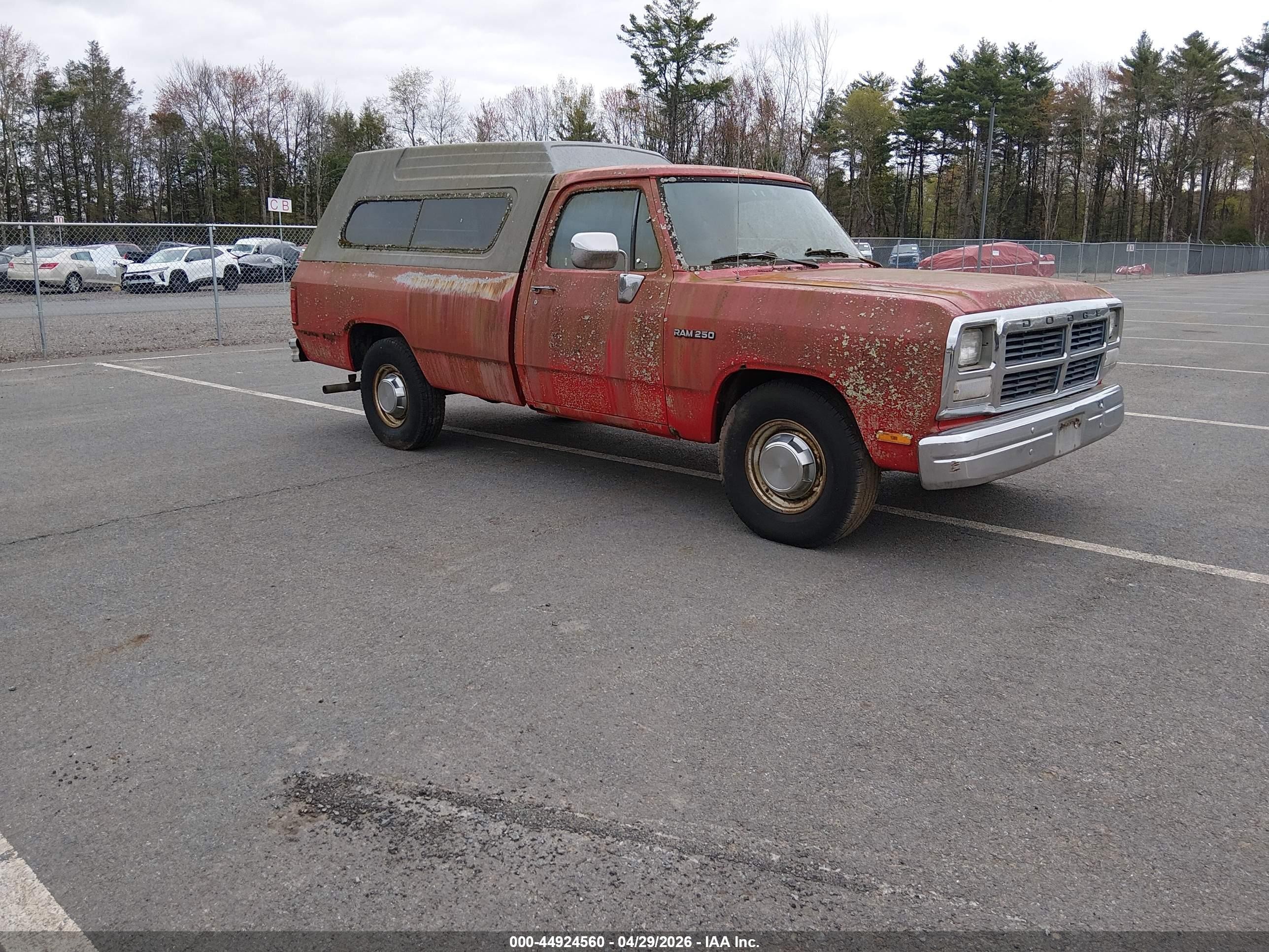 1993 Dodge D/W 250, VIN 1B7JE26Y5PS199298 — Normal wear