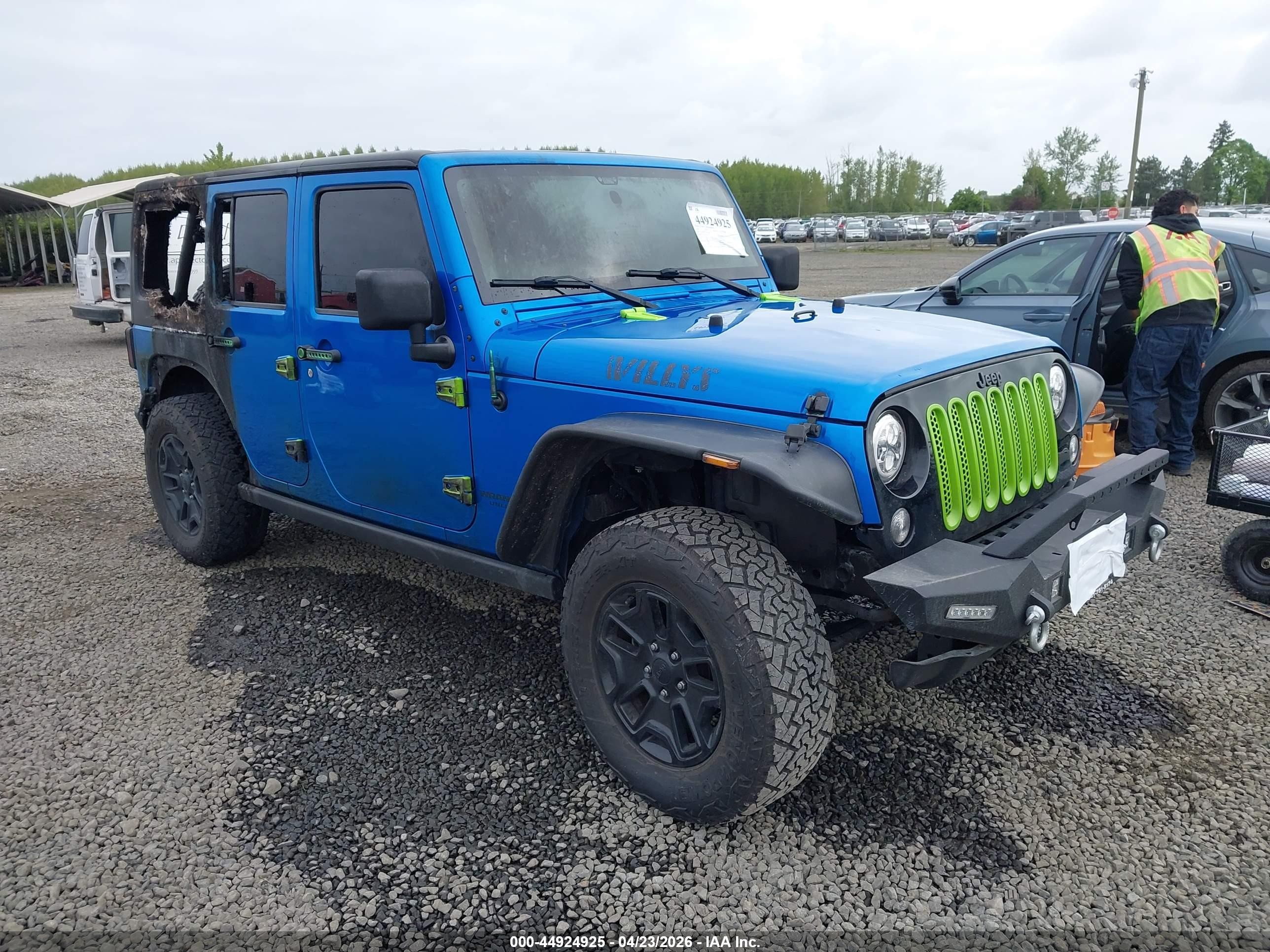 2016 Jeep Wrangler Unlimited Sport, VIN 1C4BJWDGXGL155812 — Interior fire