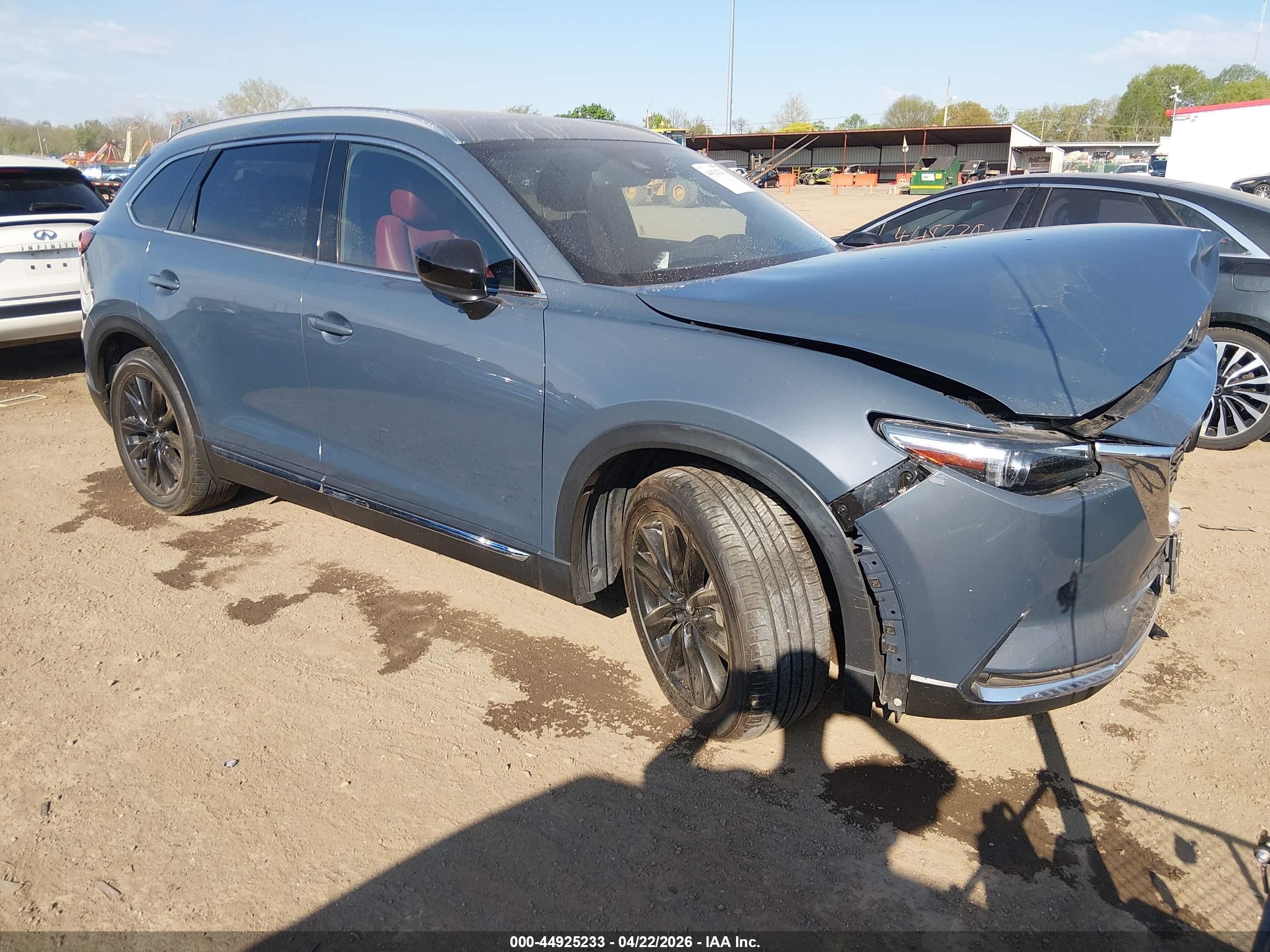 2023 Mazda CX-9 Carbon Edition, VIN JM3TCBDY4P0639466 — Front end