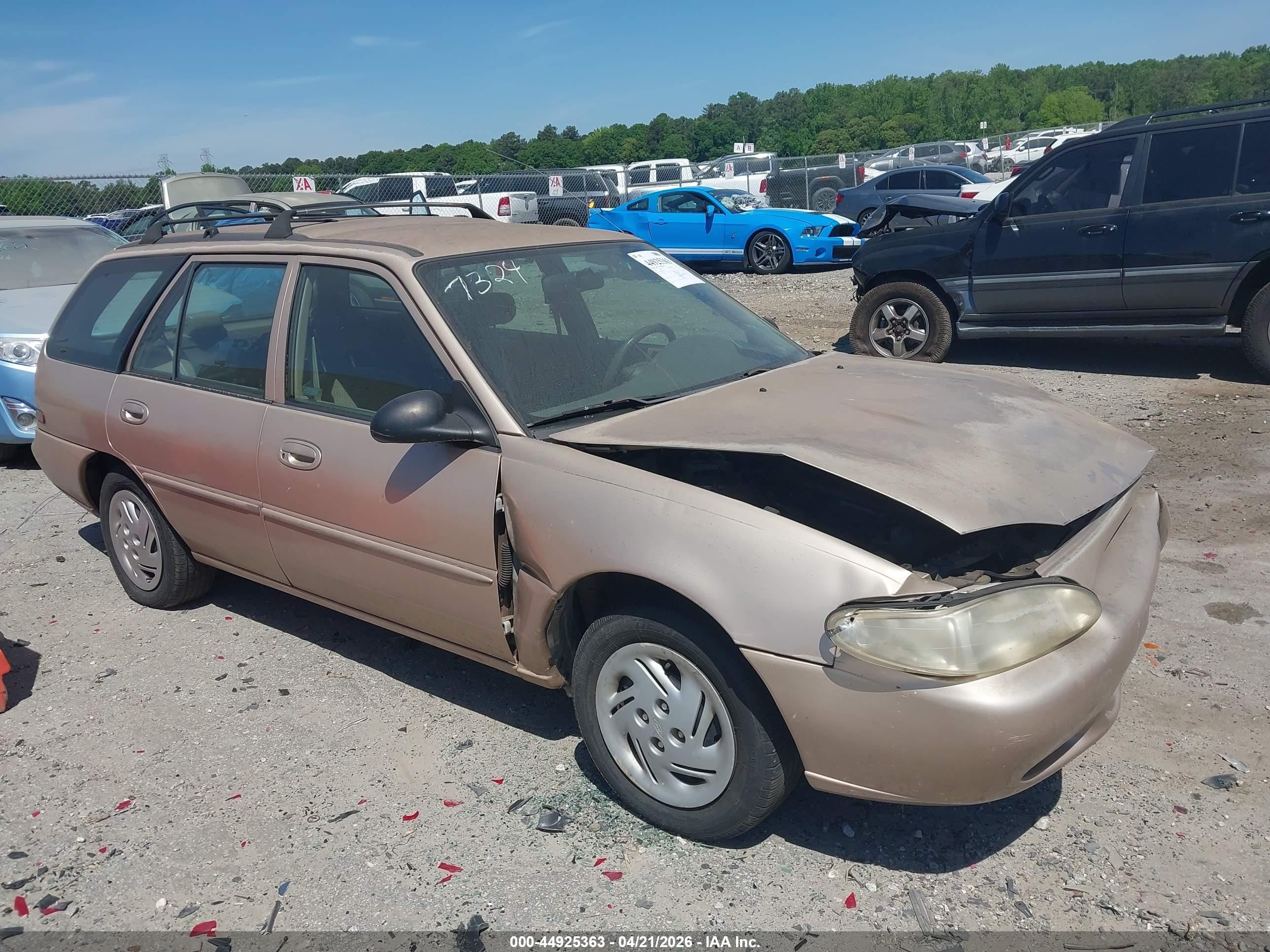 1998 Ford Escort SE, VIN 3FAFP15P3WR237324 — All over