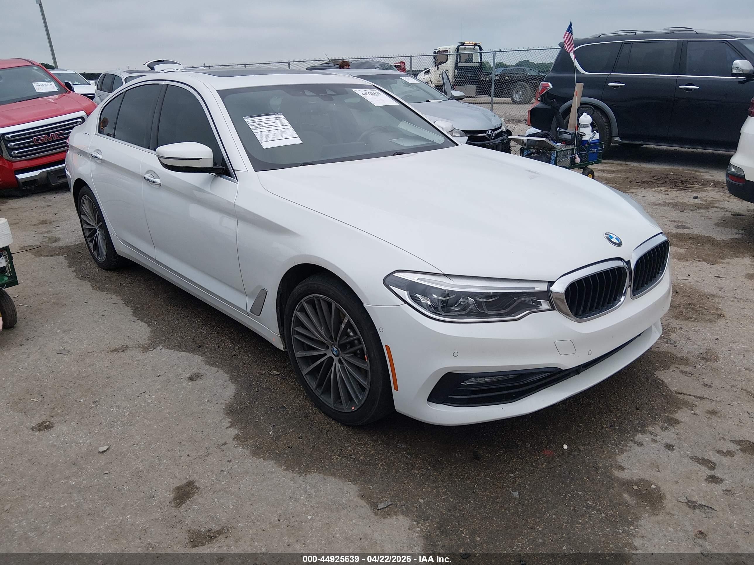 2018 BMW 5 Series 540i, VIN WBAJE5C50JWA95507 — Front end