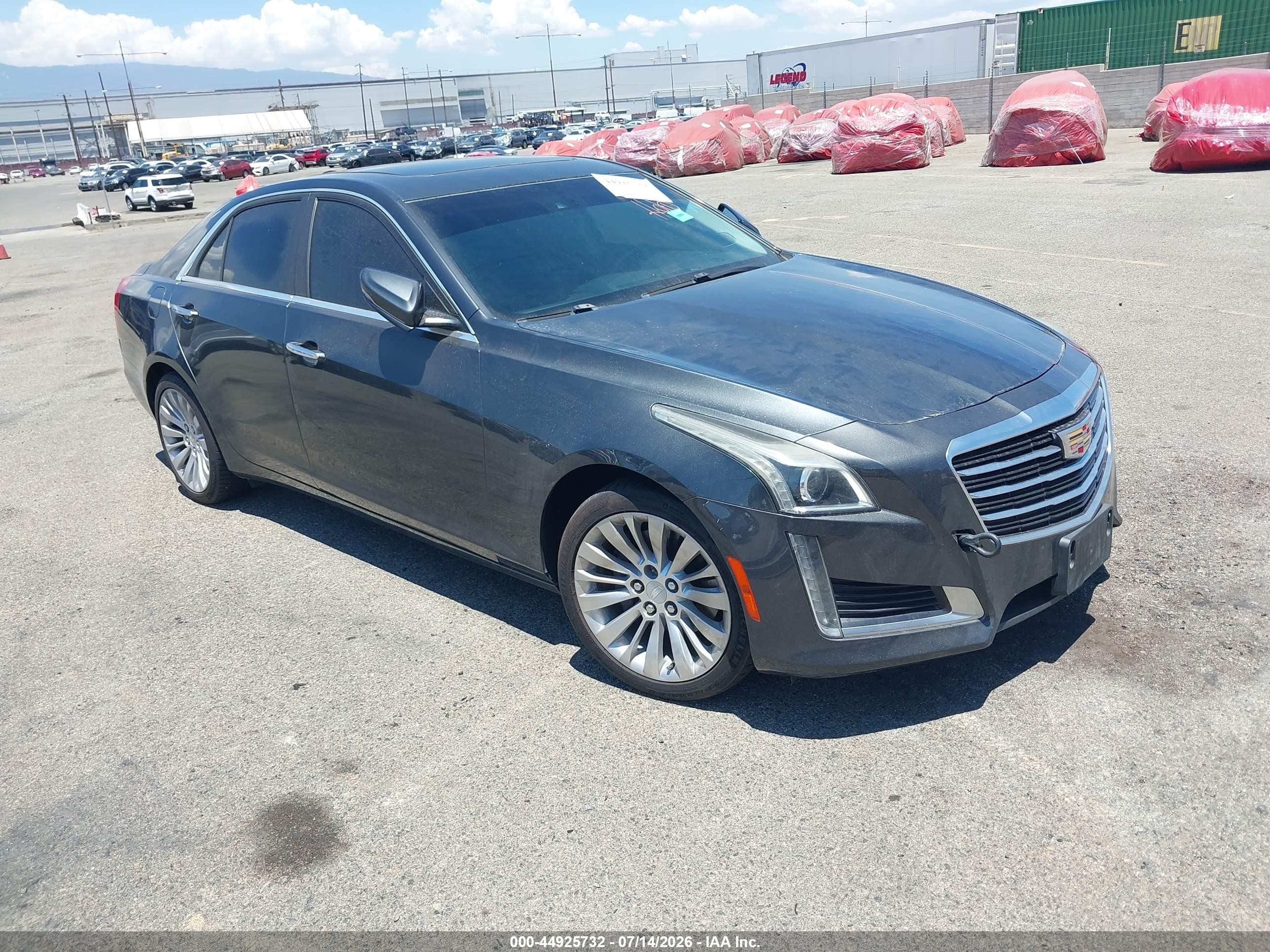 2015 Cadillac CTS Luxury RWD, VIN 1G6AR5SXXF0141610 — Front end