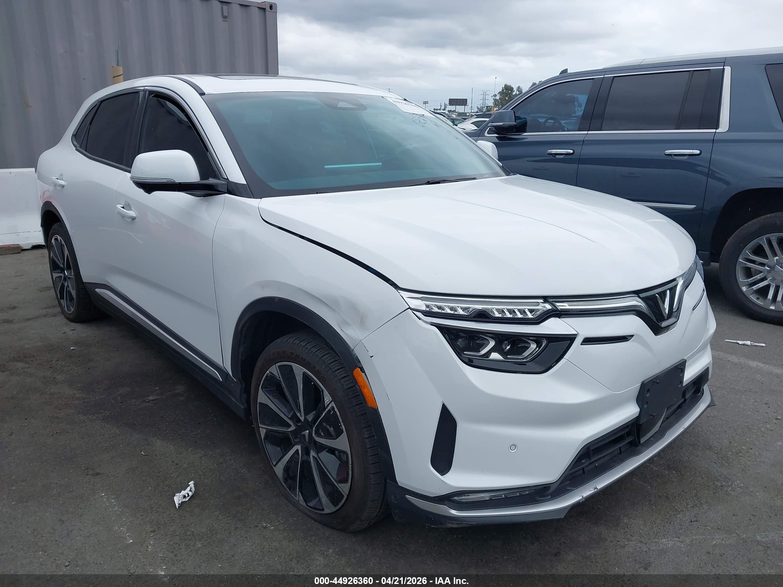 2025 VinFast VF 8 Plus, VIN RLLV1AFA0SH012023 — Side