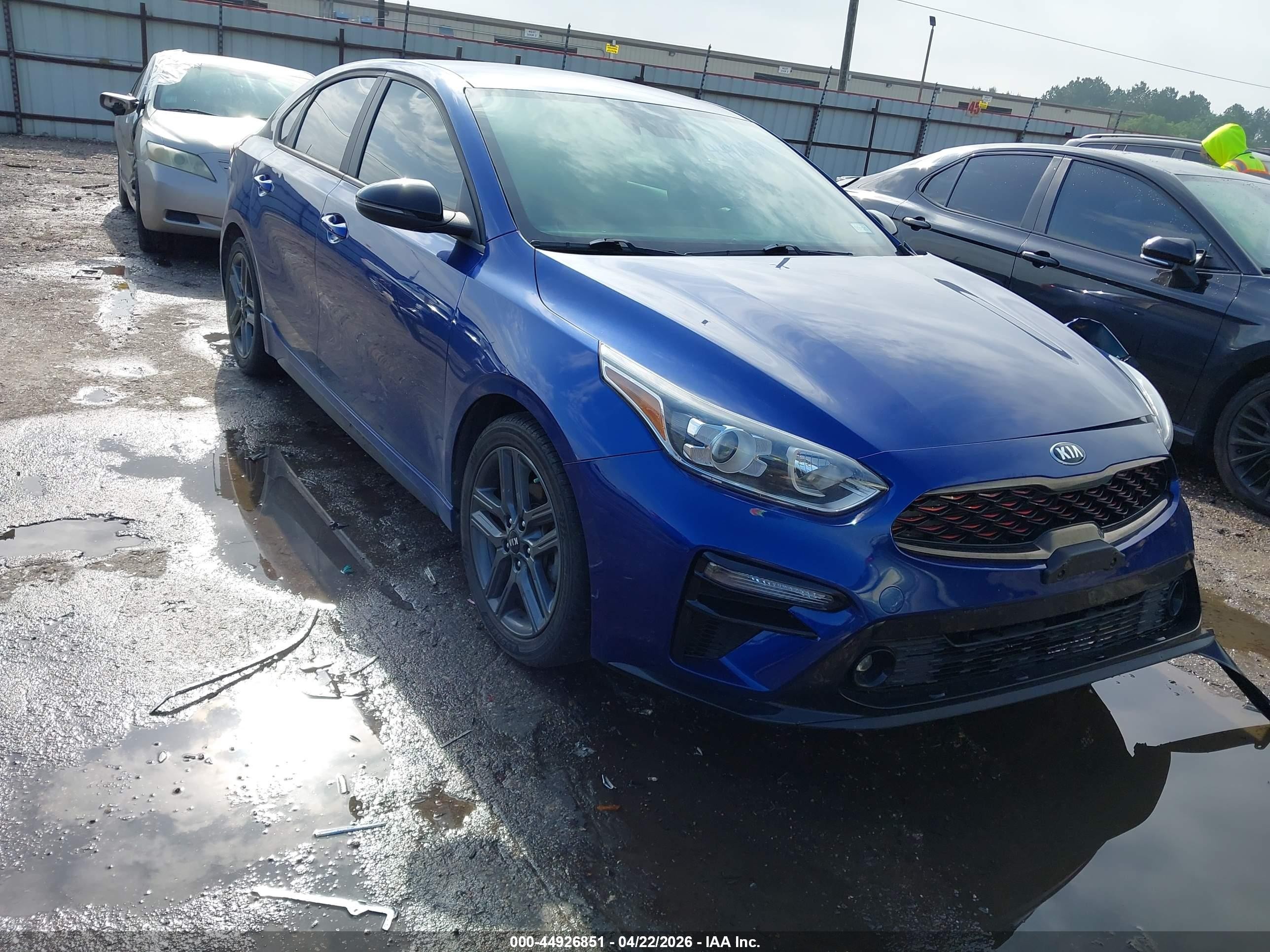 2021 Kia Forte GT-Line, VIN 3KPF34ADXME408528 — Front end