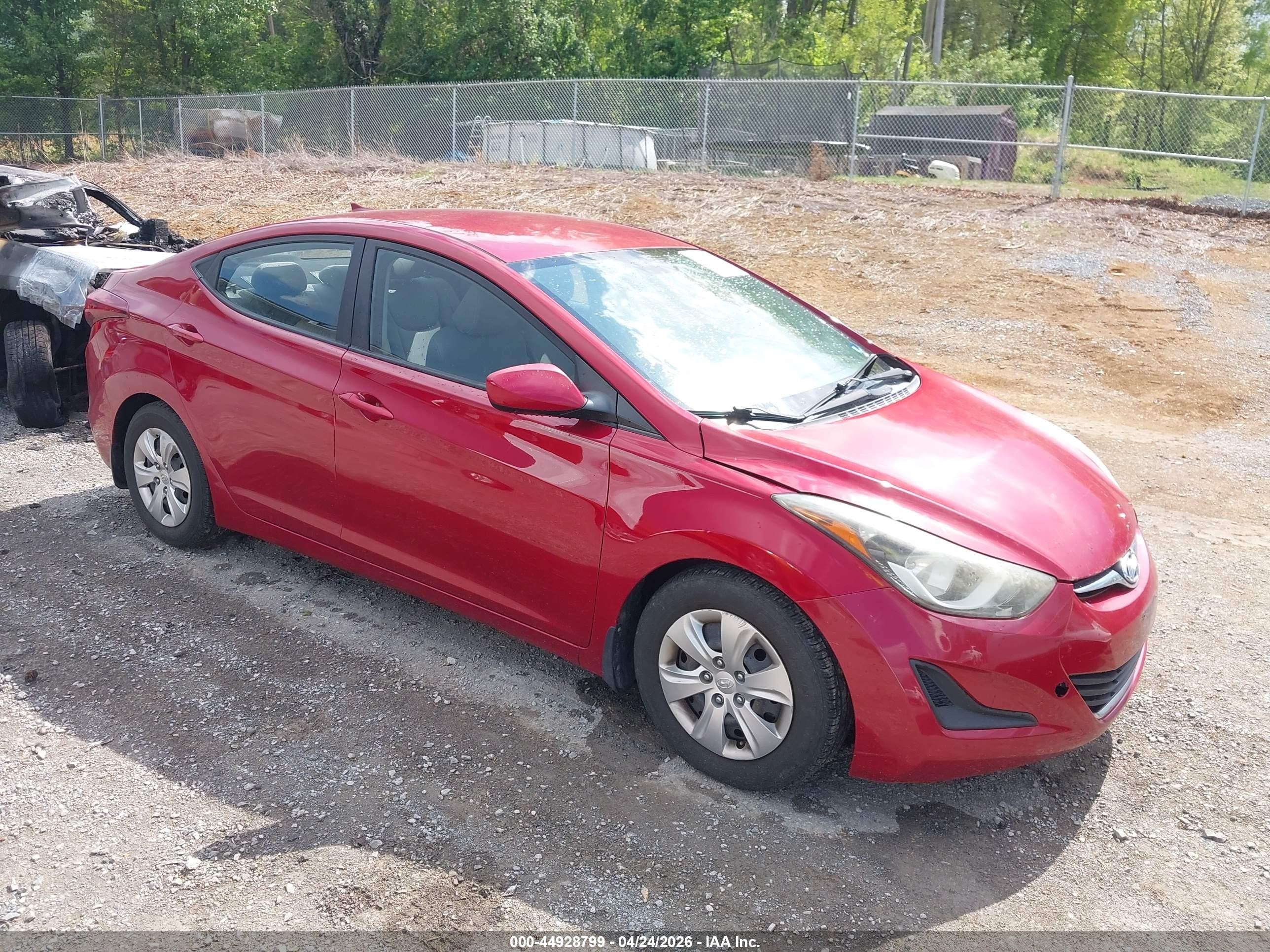 2016 Hyundai Elantra SE, VIN KMHDH4AE8GU600615 — Undercarriage