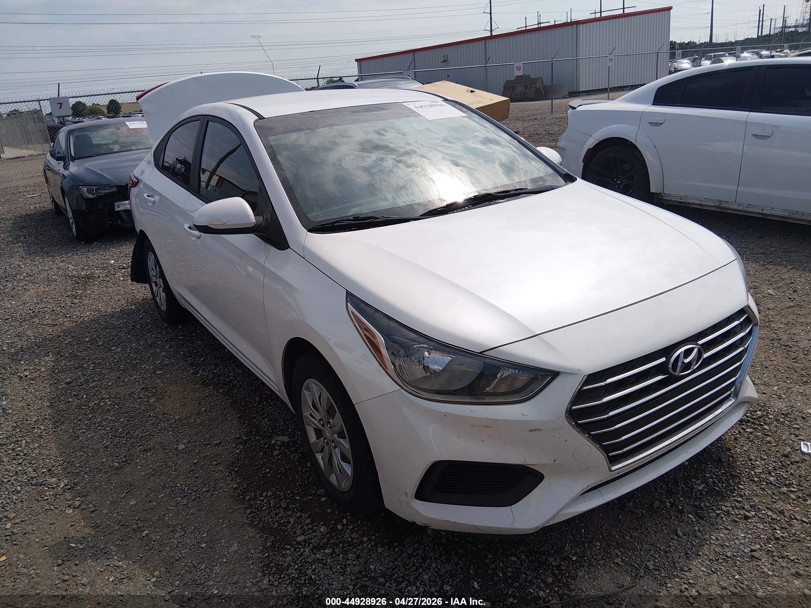 2020 Hyundai Accent SEL, VIN 3KPC24A63LE118315 — Rear end