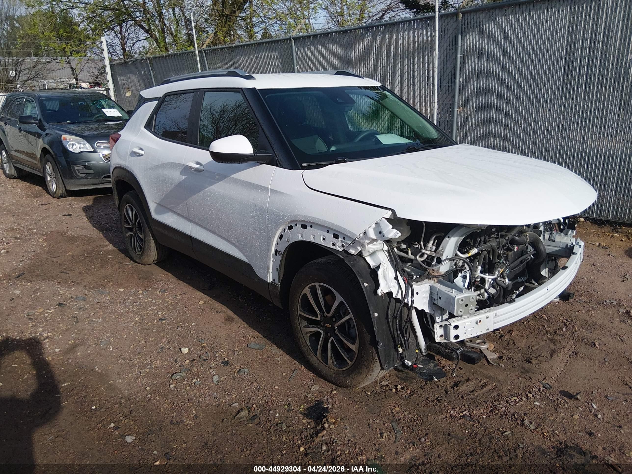 2025 Chevrolet TrailBlazer LT, VIN KL79MRSL0SB218192 — Front end