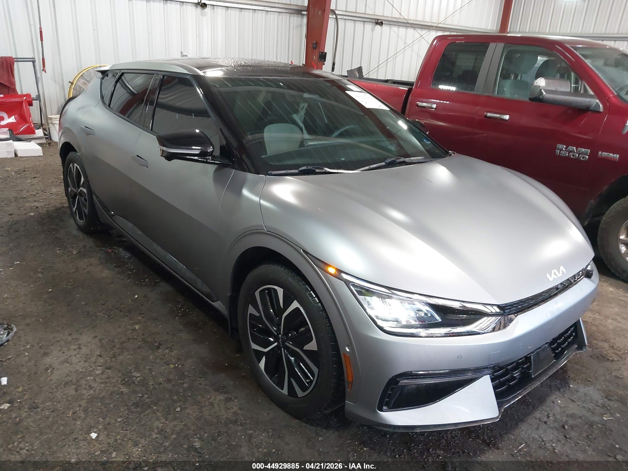 2023 Kia EV6 GT-Line, VIN KNDC44LA1P5116995 — Side