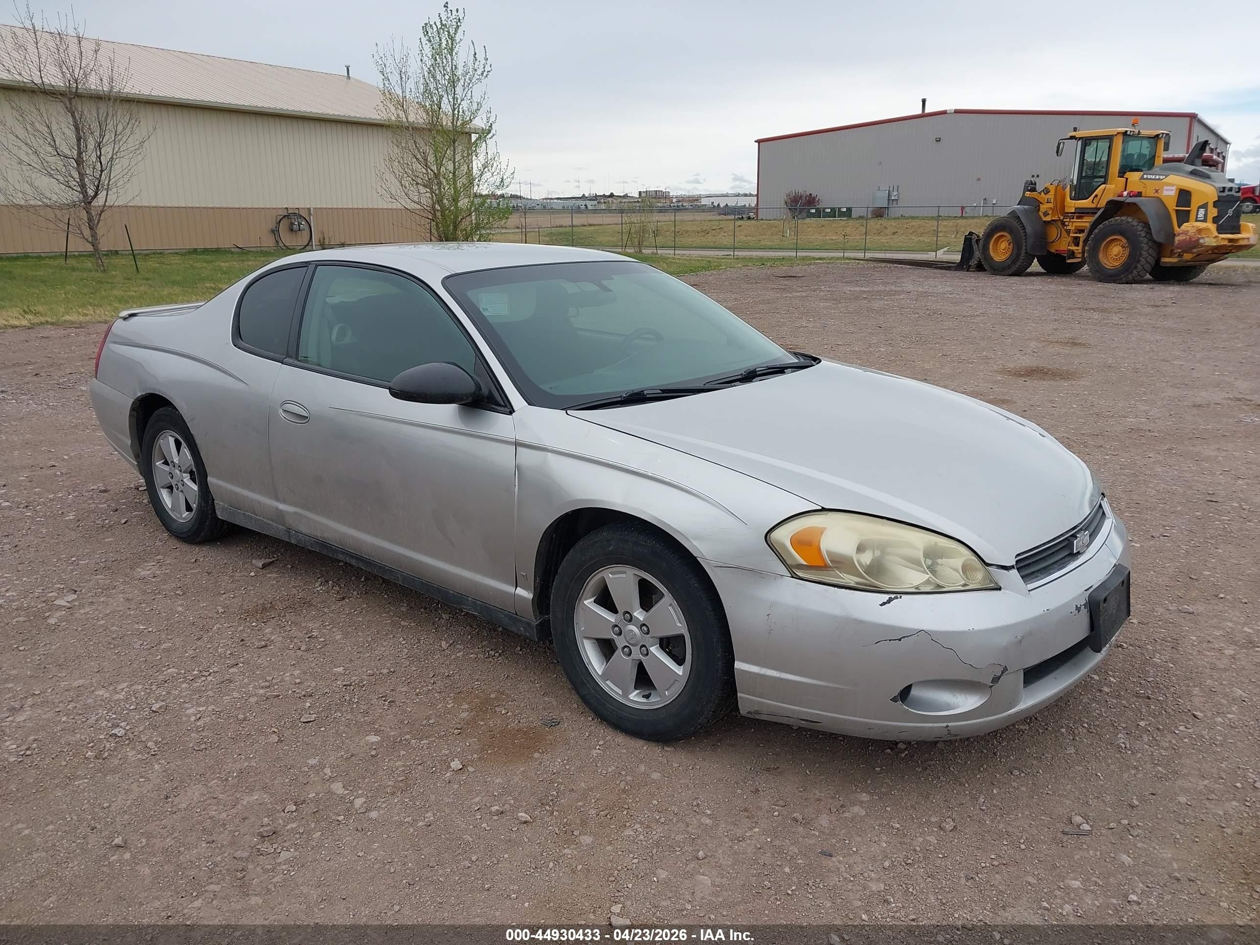 2007 Chevrolet Monte Carlo LS, VIN 2G1WJ15K079100664 — Side