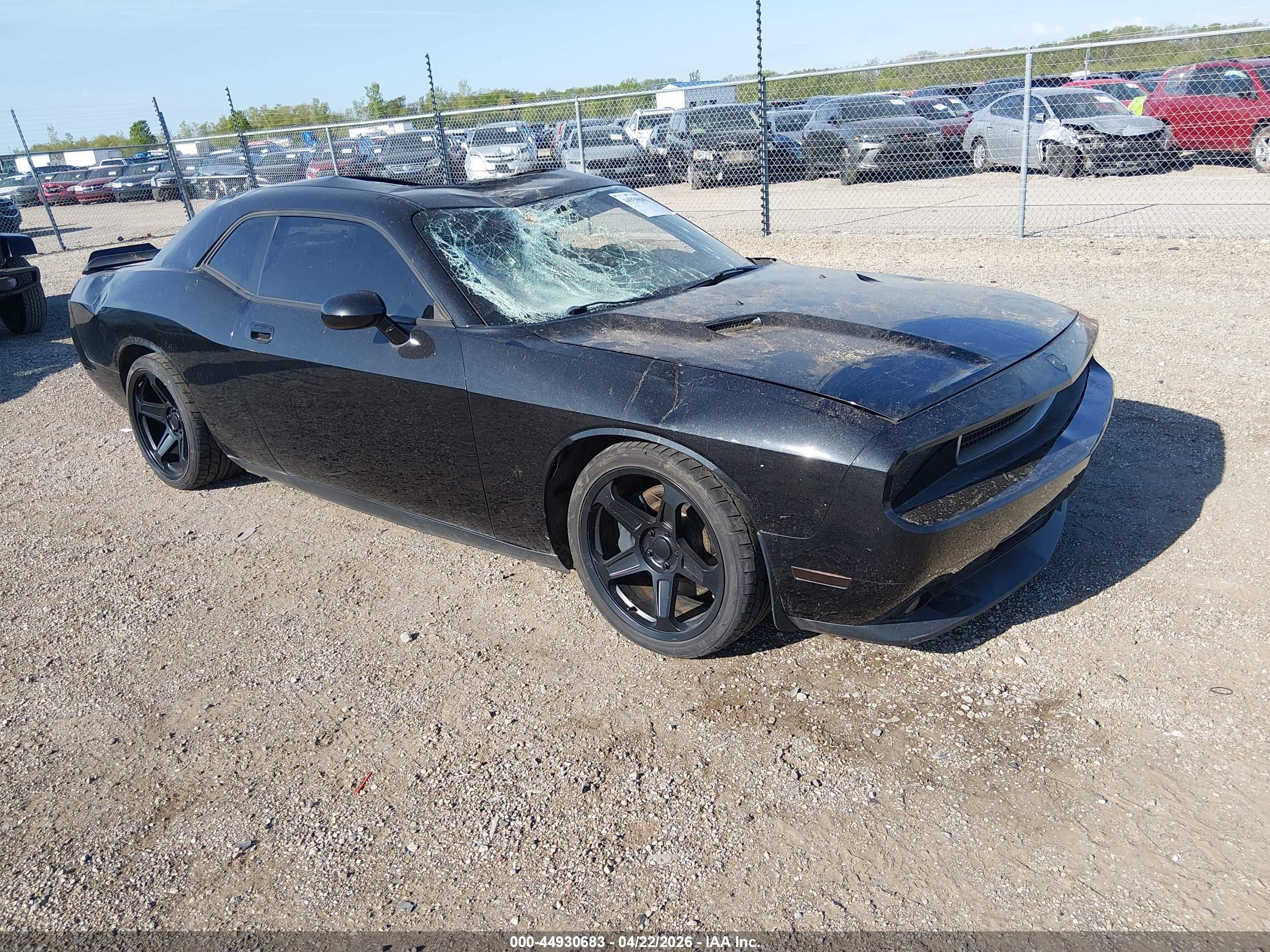 2010 Dodge Challenger SRT-8, VIN 2B3CJ7DW1AH113990 — Стихия