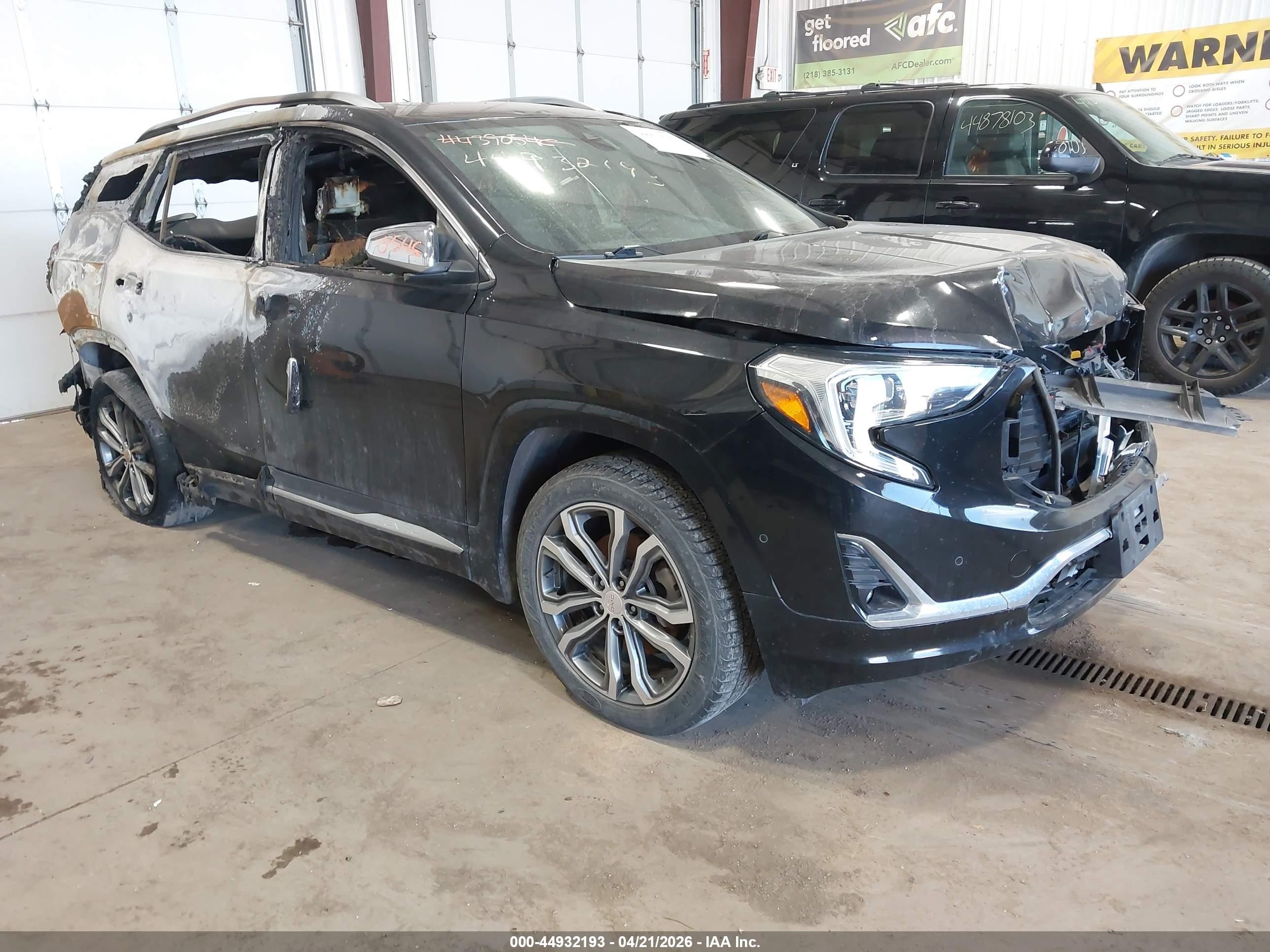 2019 GMC Terrain Denali, VIN 3GKALXEX3KL395845 — Interior fire