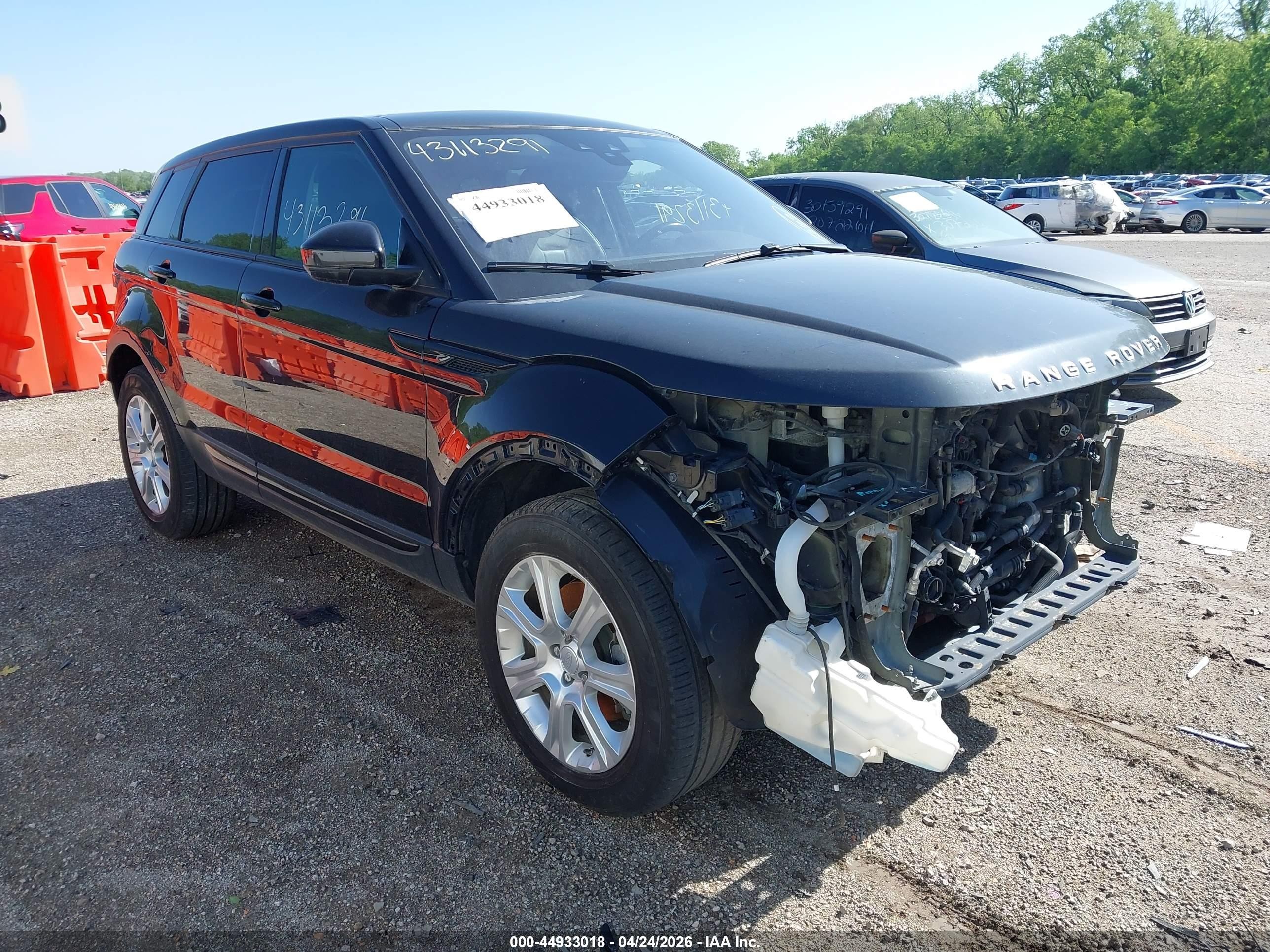 2018 Land Rover Range Rover Evoque SE, VIN SALVP2RX5JH293063 — Front end