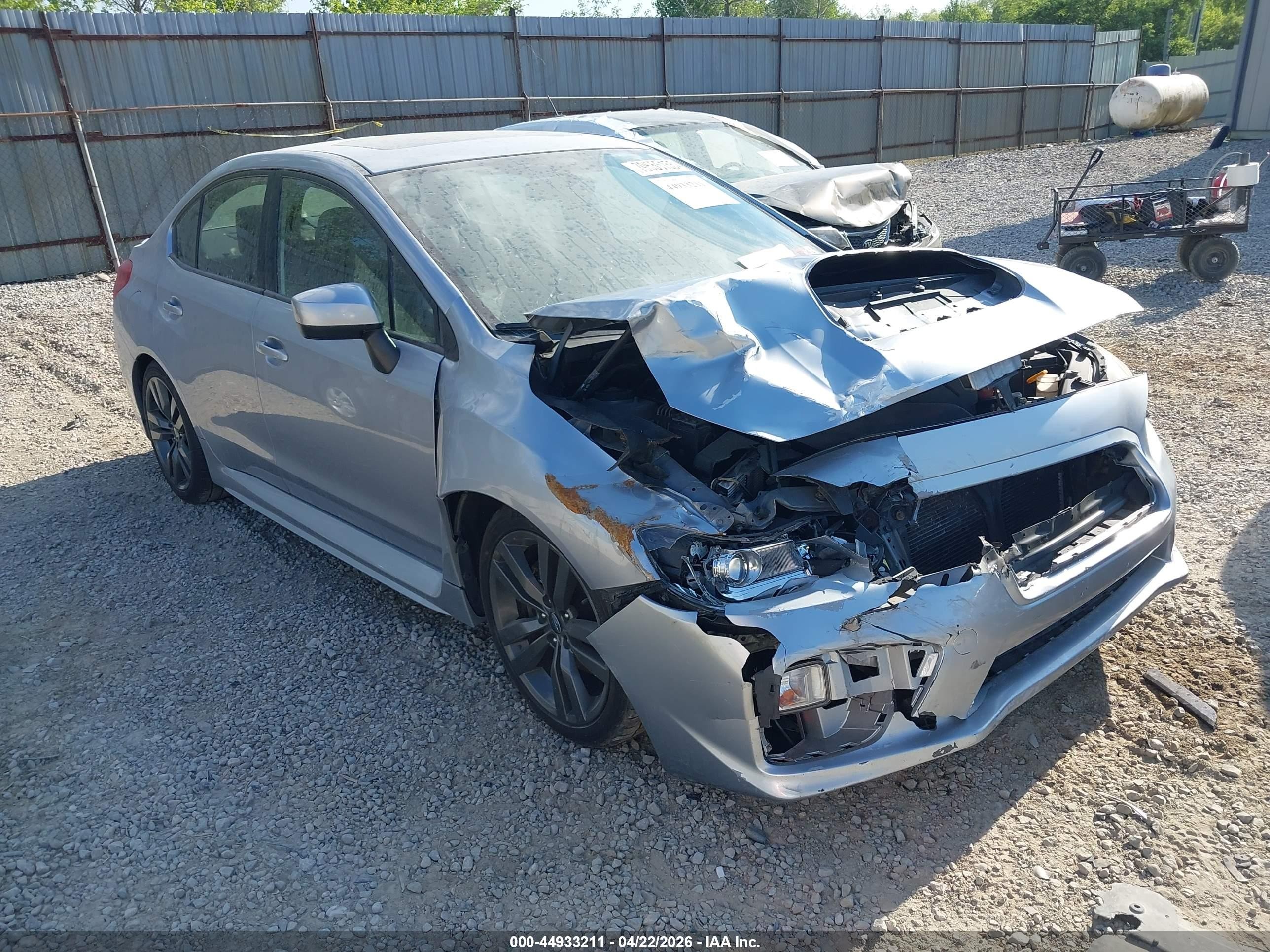2016 Subaru WRX Limited, VIN JF1VA1J62G8800277 — Перед