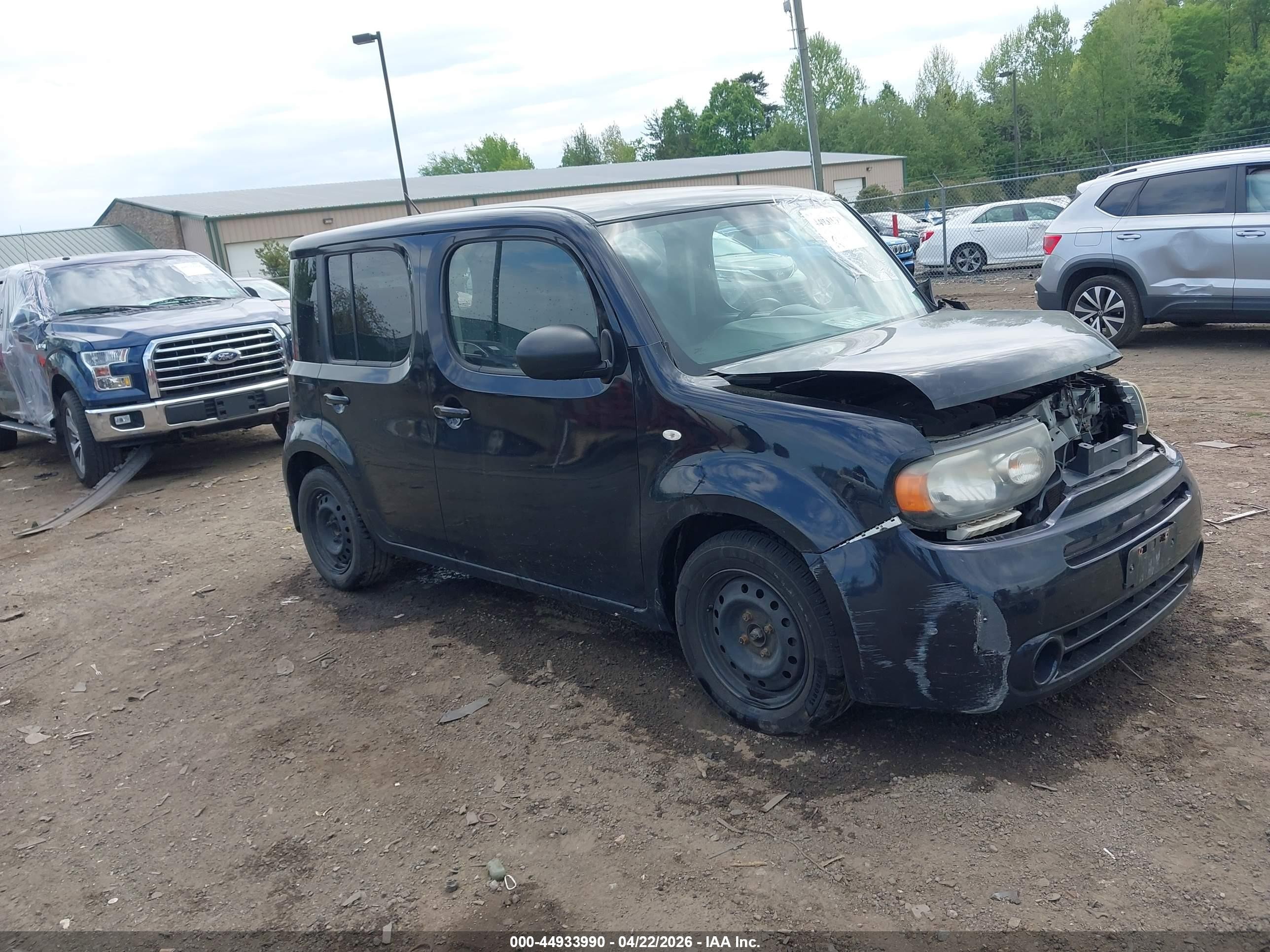 2014 Nissan Cube S, VIN JN8AZ2KR1ET351303 — Front end