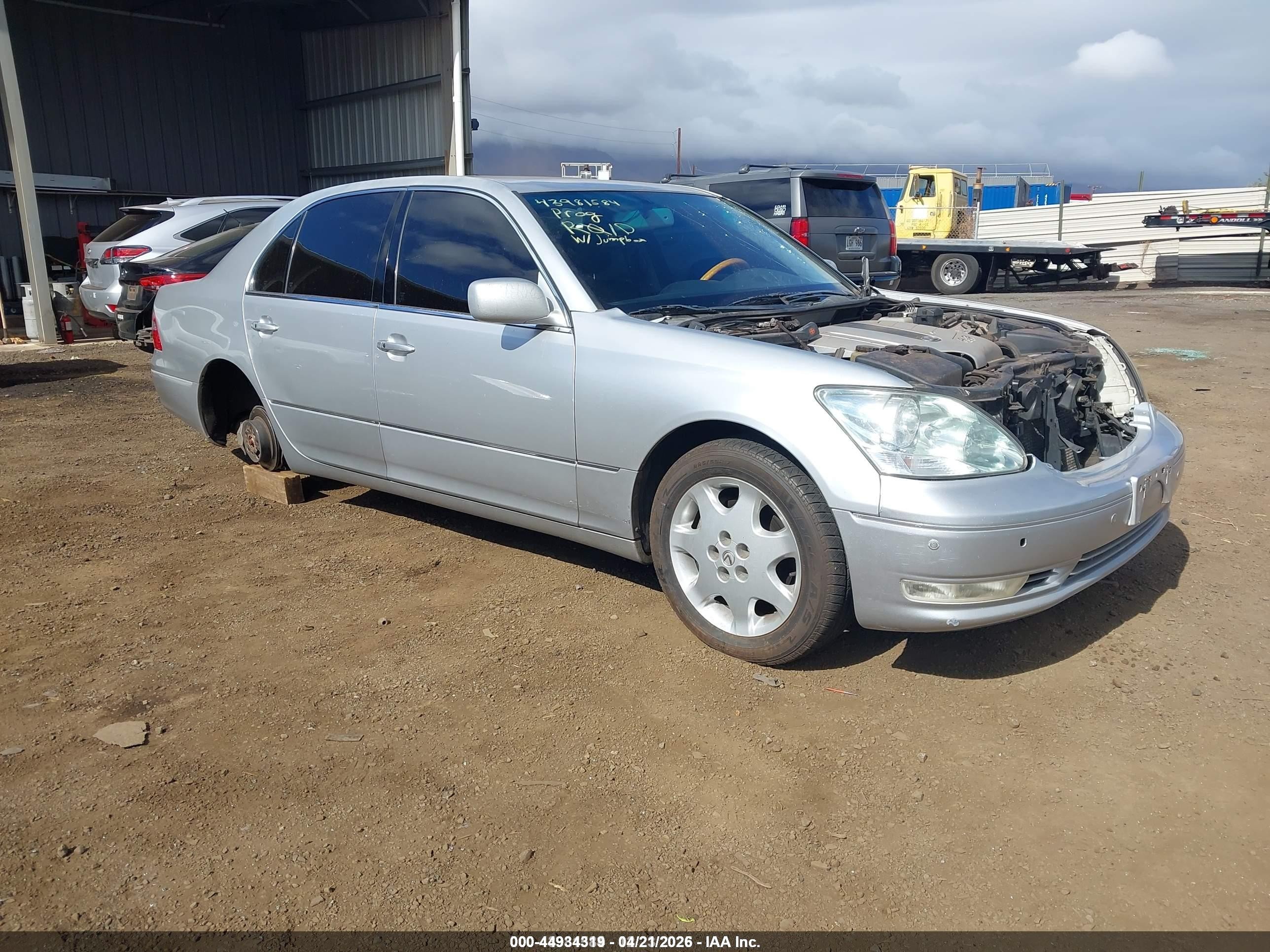 2006 Lexus LS 430, VIN JTHBN36FX65043763 — Front end