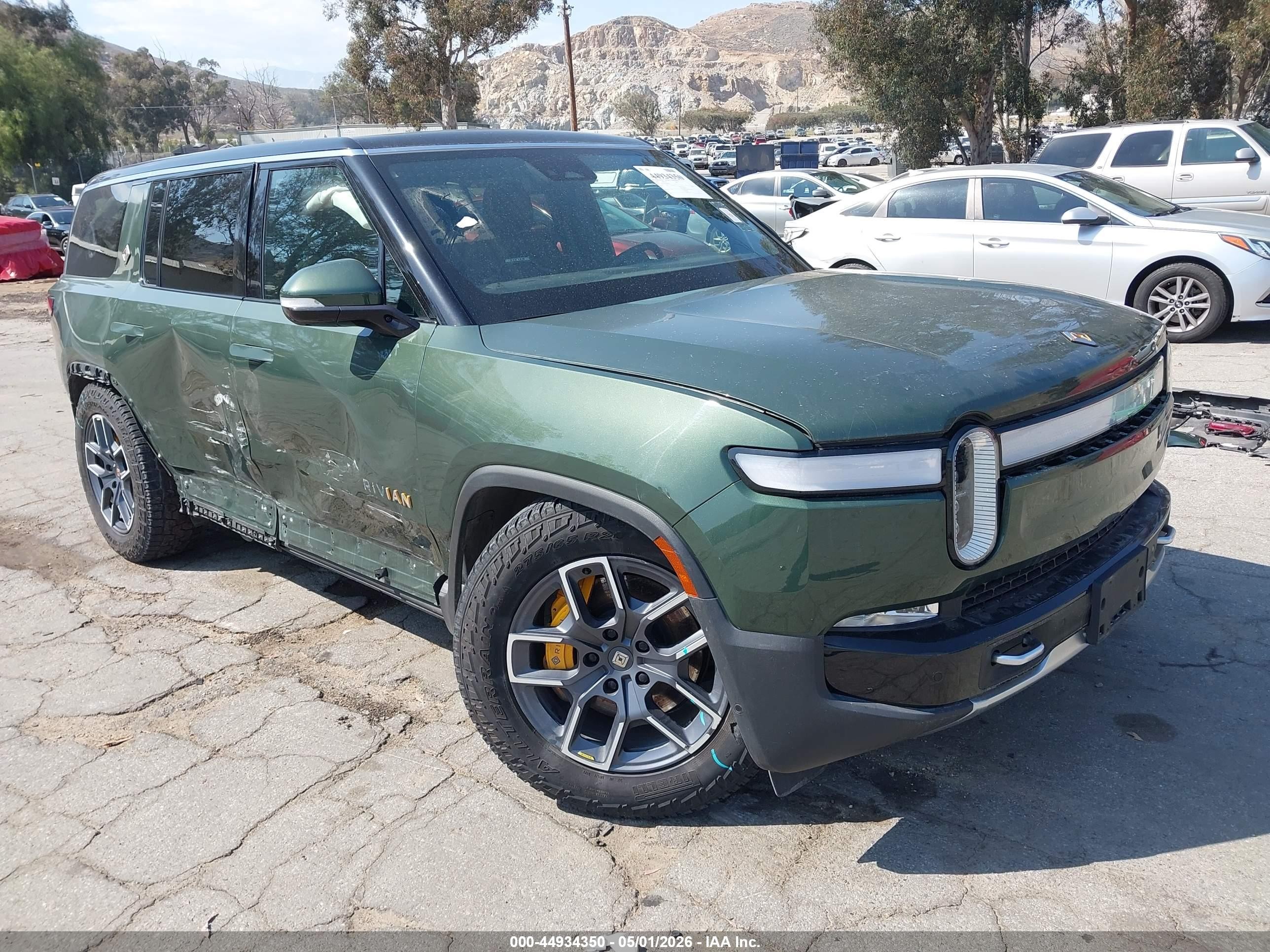 2023 Rivian R1S Adventure, VIN 7PDSGABA1PN020926 — Side