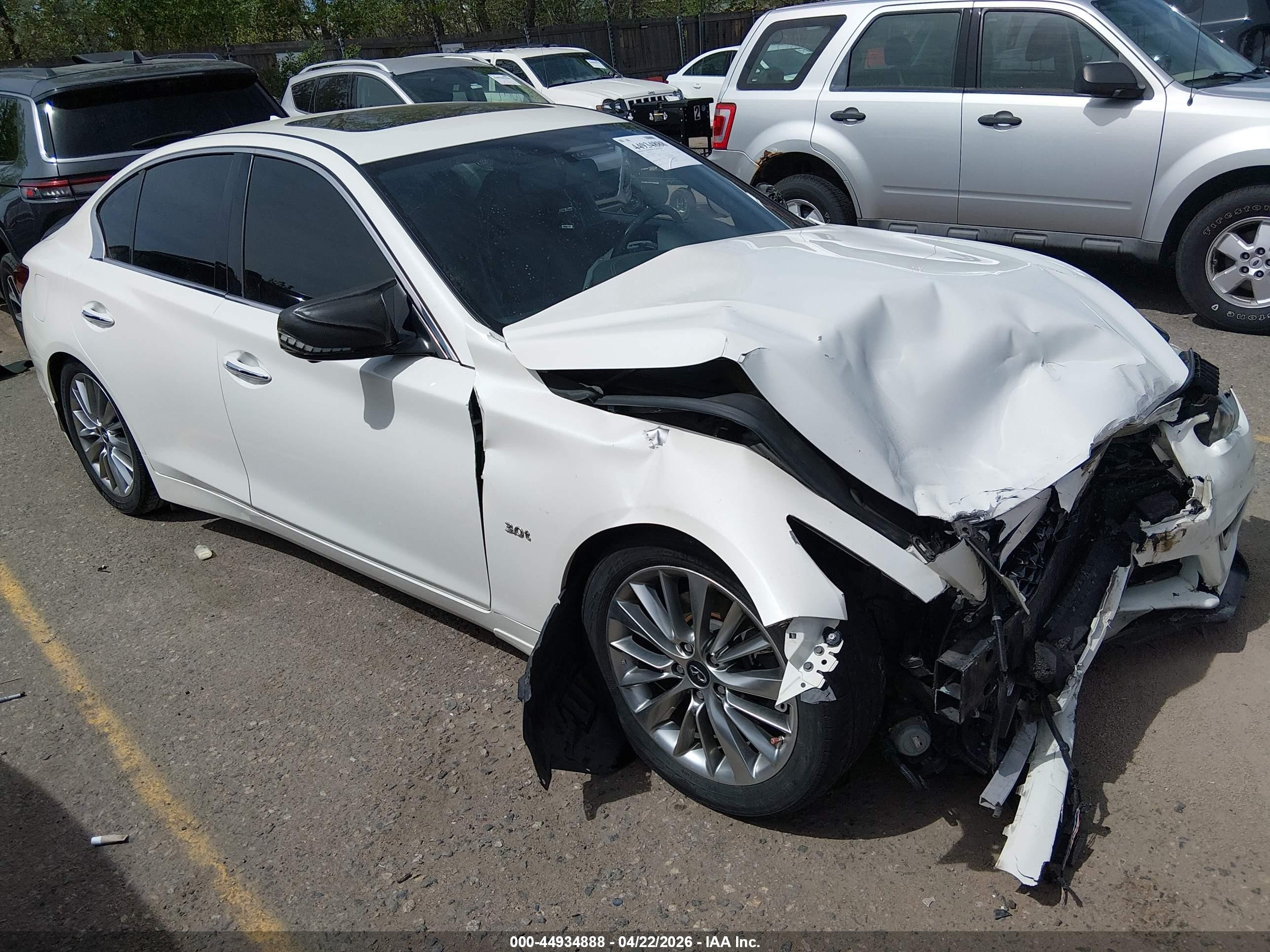 2018 Infiniti Q50 Sport, VIN JN1EV7ARXJM439359 — Front end