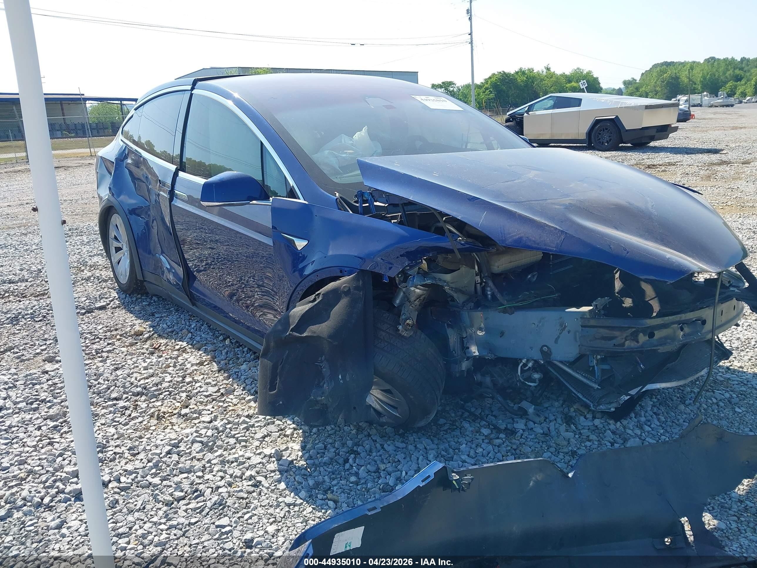 2020 Tesla Model X Long Range, VIN 5YJXCDE23LF269185 — Stripped