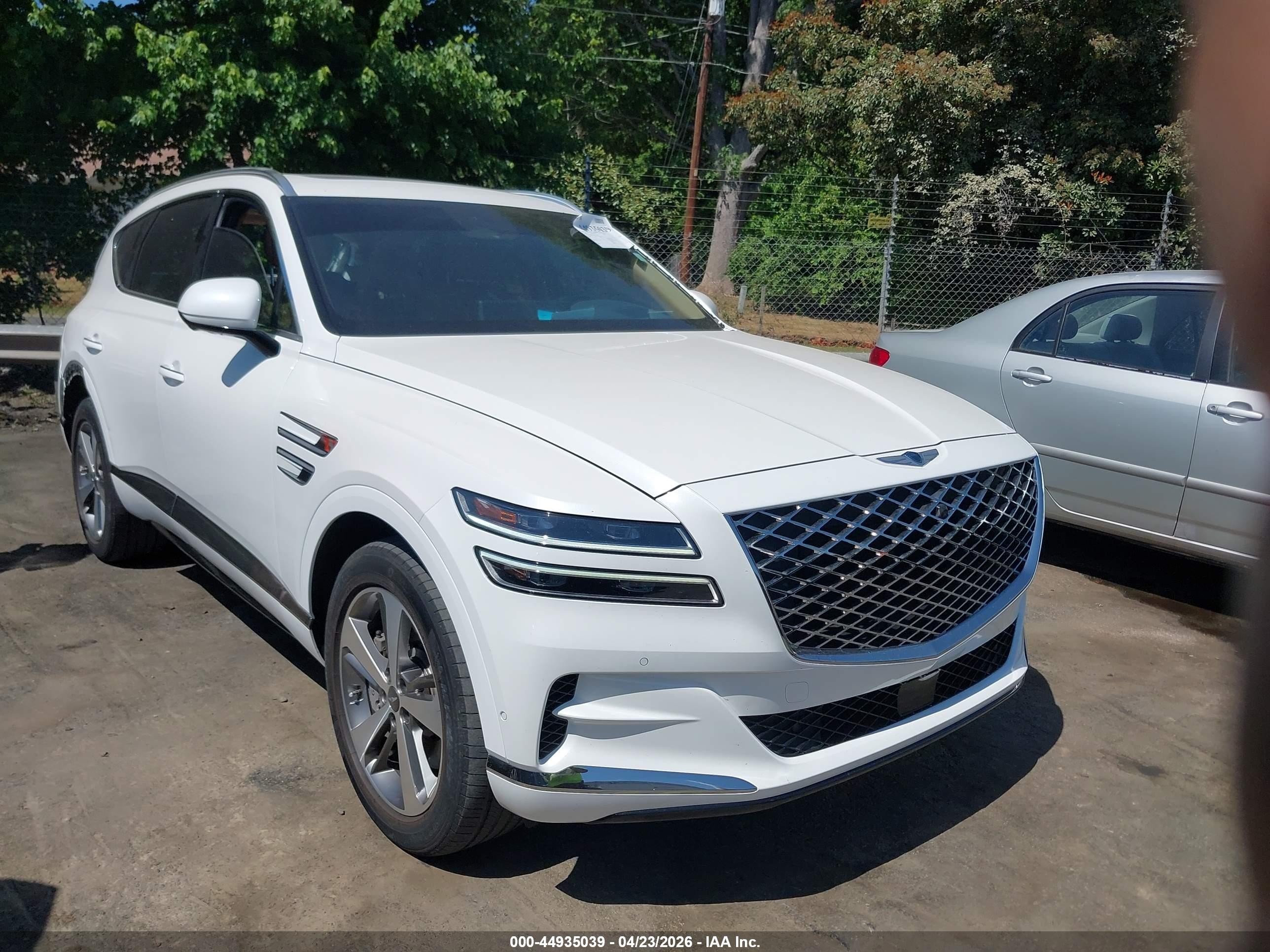 2023 Genesis GV80, VIN KMUHCESC6PU128693 — Rear end