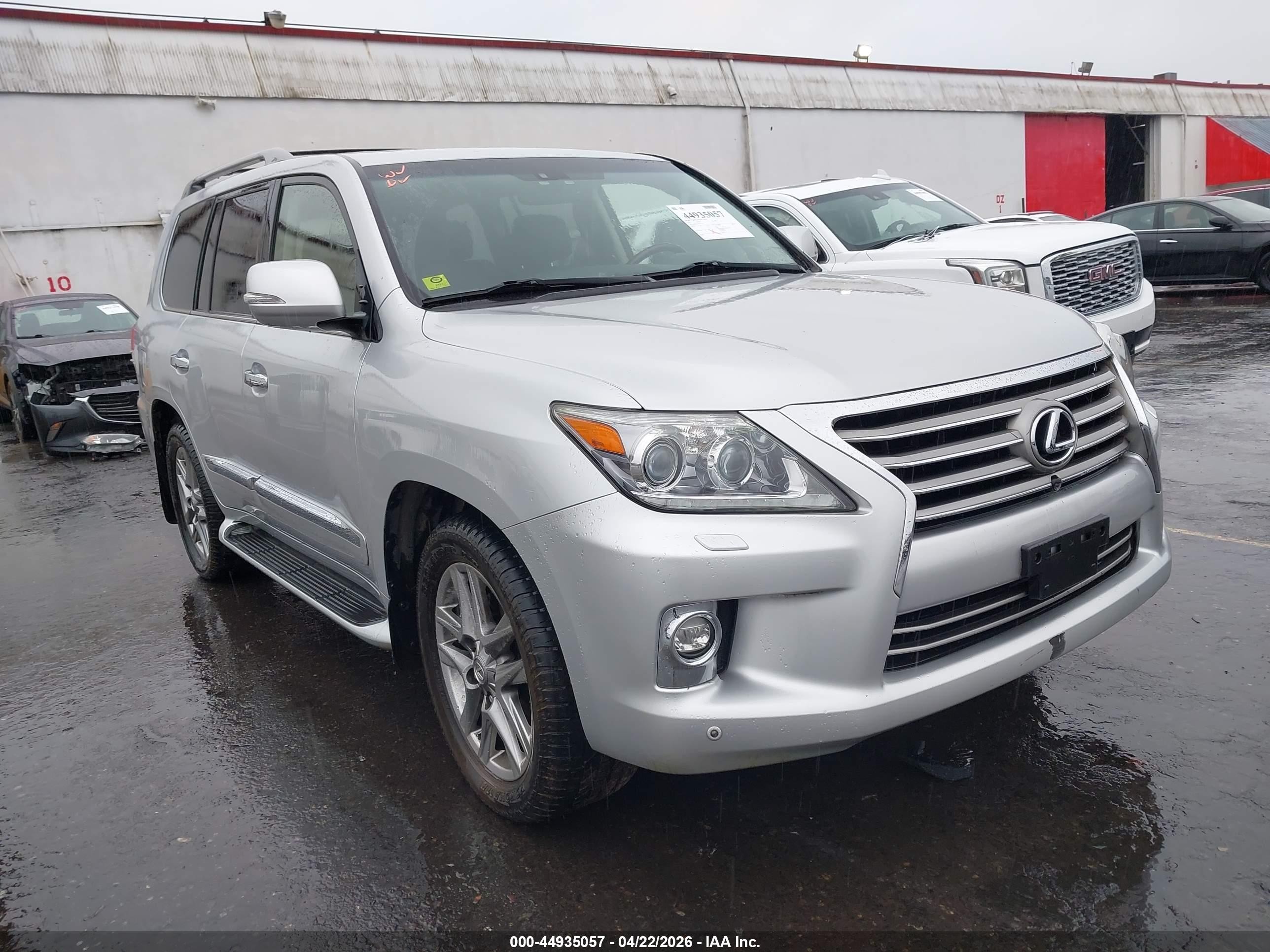 2015 Lexus LX 570, VIN JTJHY7AX2F4171167 — Theft recovery