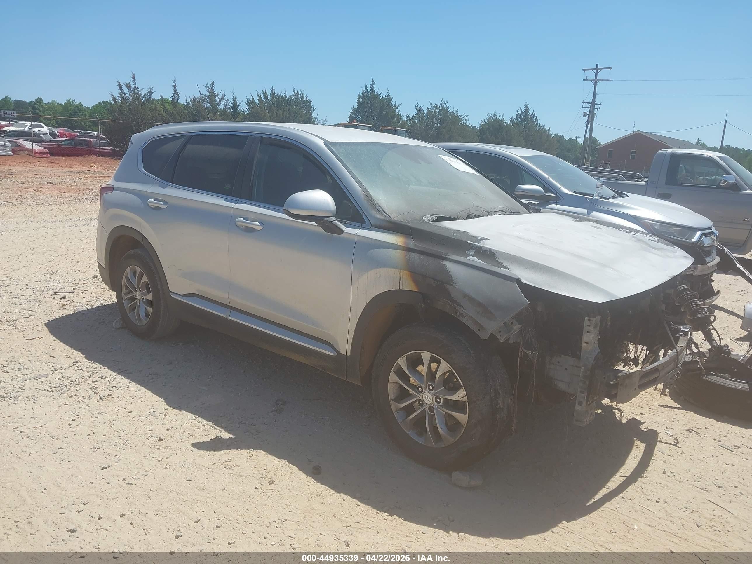 2020 Hyundai Santa Fe SE, VIN 5NMS23AD6LH175783 — Engine fire