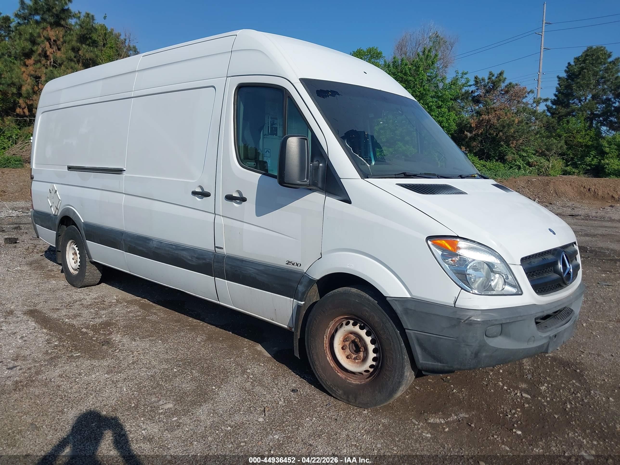 2012 Mercedes-Benz Sprinter Cargo, VIN WD3PE8CB7C5672506 — Auction photo 1 of 5