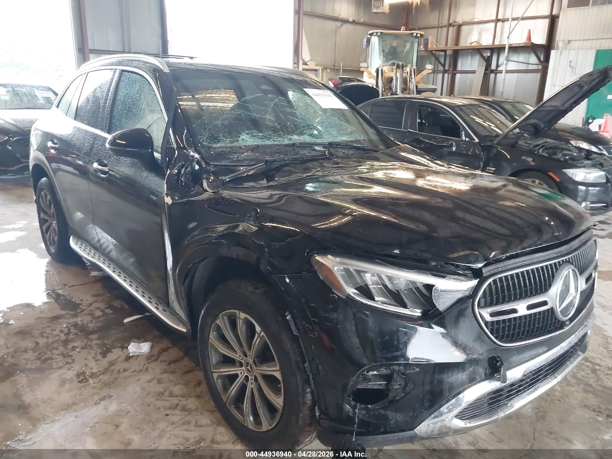 2025 Mercedes-Benz GLC 300, VIN W1NKM4GB1SU088542 — Front end