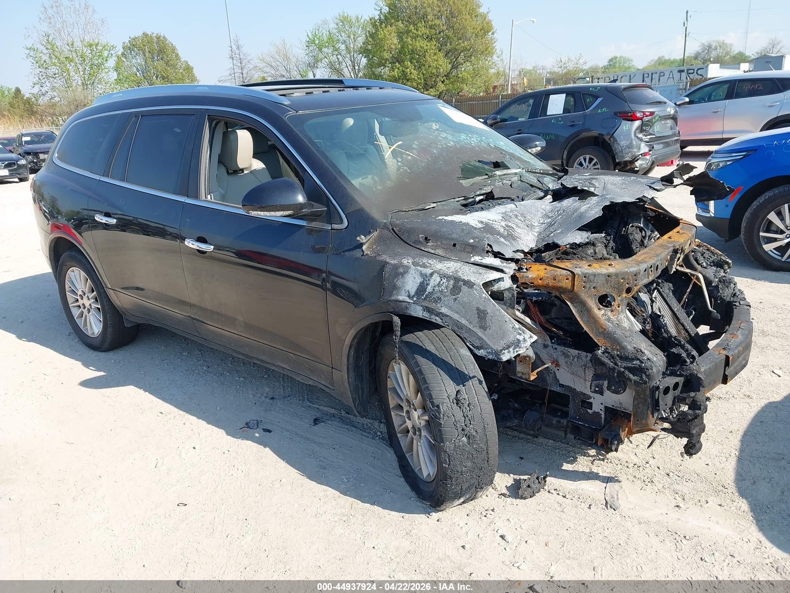 2011 Buick Enclave CXL-1, VIN 5GAKVBED1BJ327541 — Engine fire