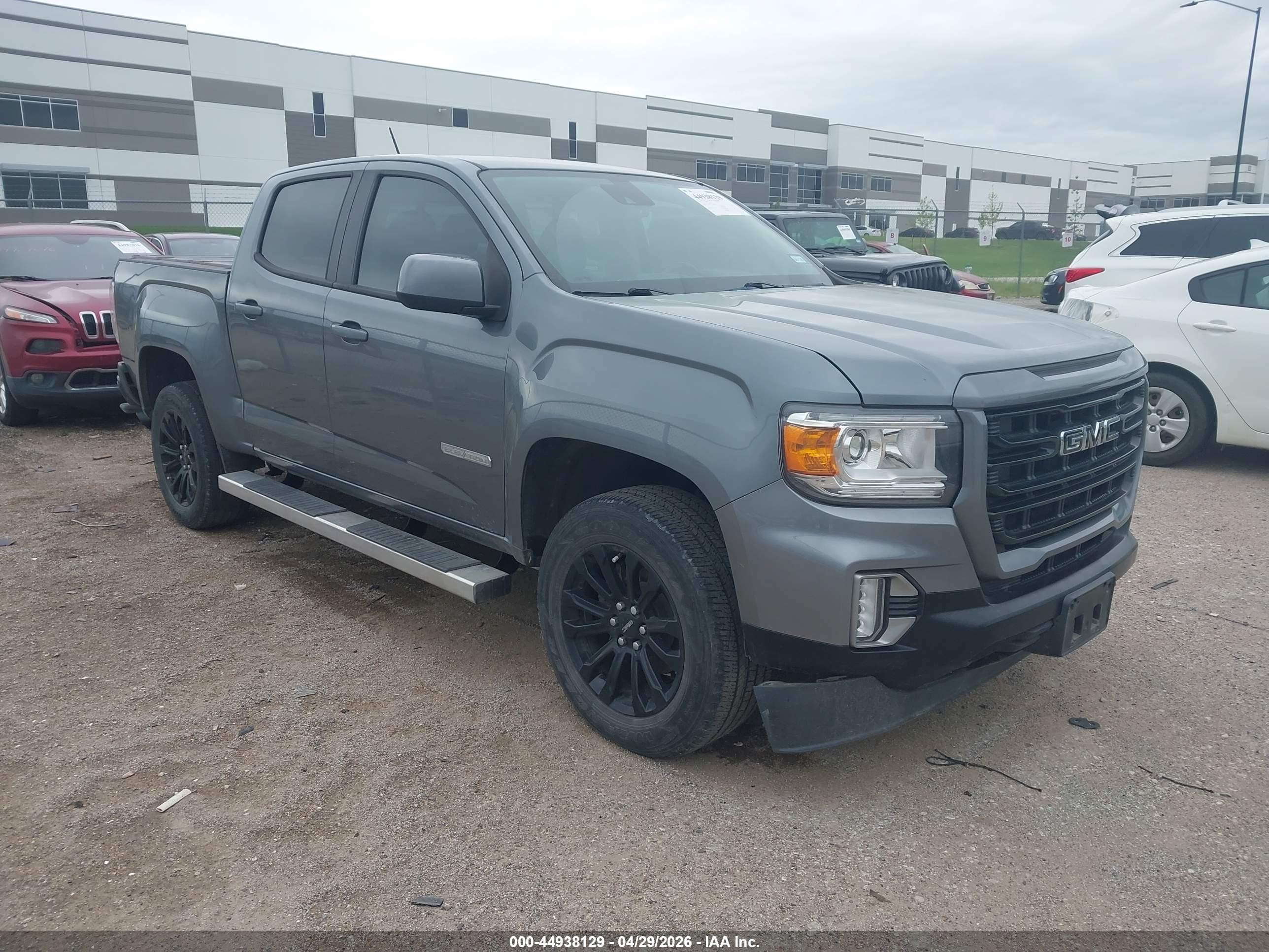 2022 GMC Canyon 2WD Elevation, VIN 1GTG5CEN0N1146373 — Front end