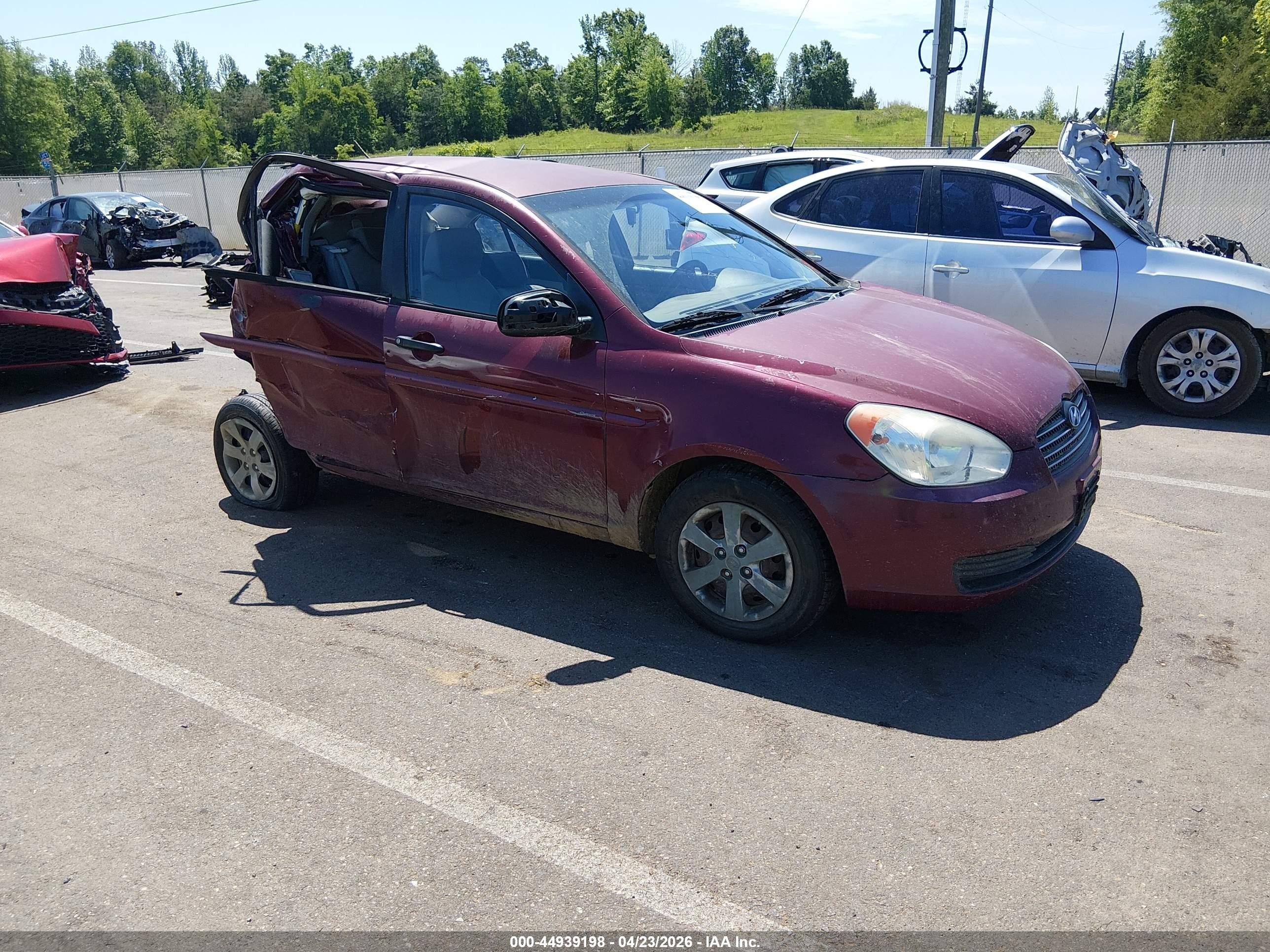 2010 Hyundai Accent GLS, VIN KMHCN4AC9AU468295 — Rear end