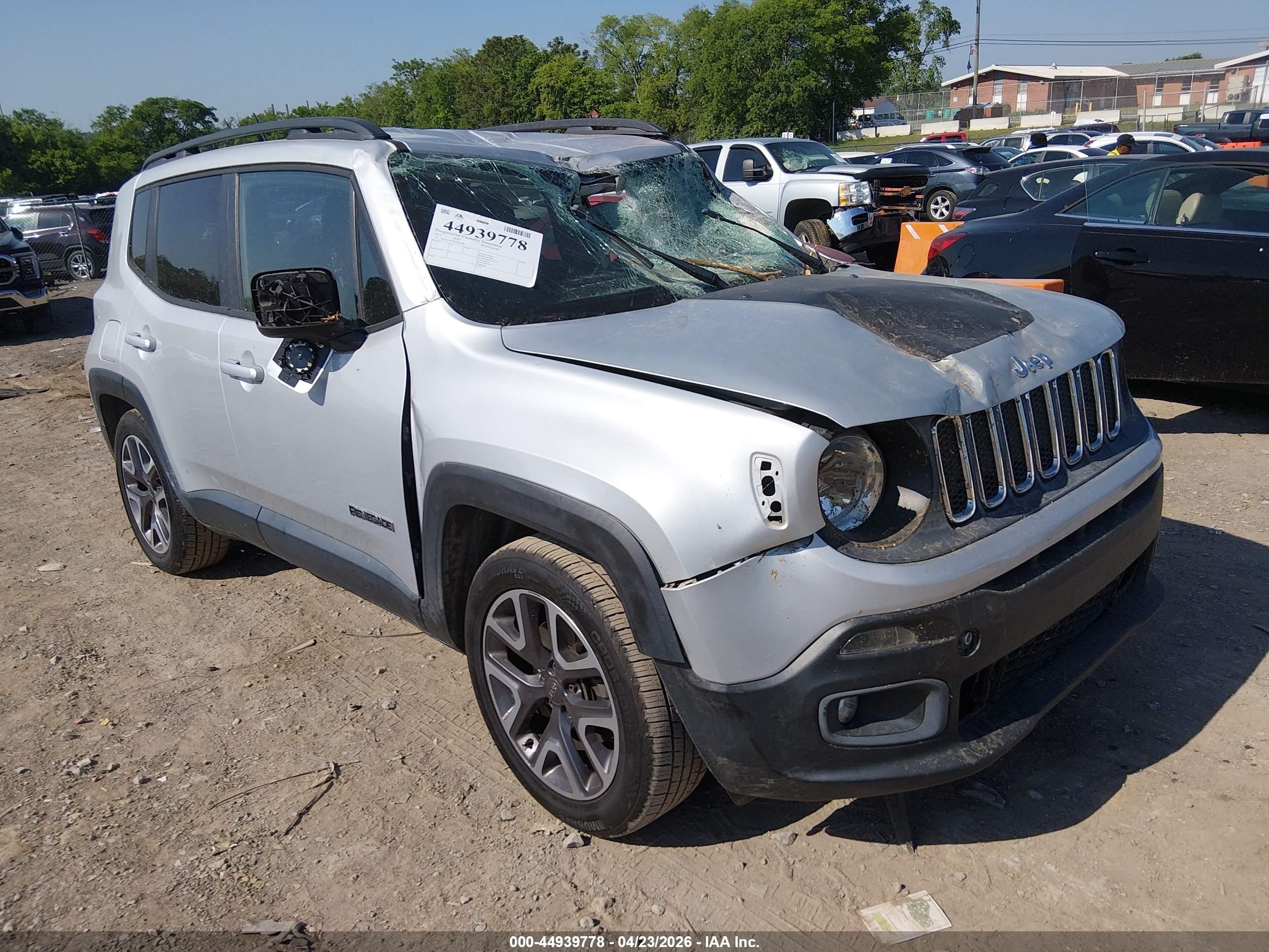 2015 Jeep Renegade Latitude, VIN ZACCJABTXFPB27980 — Storm