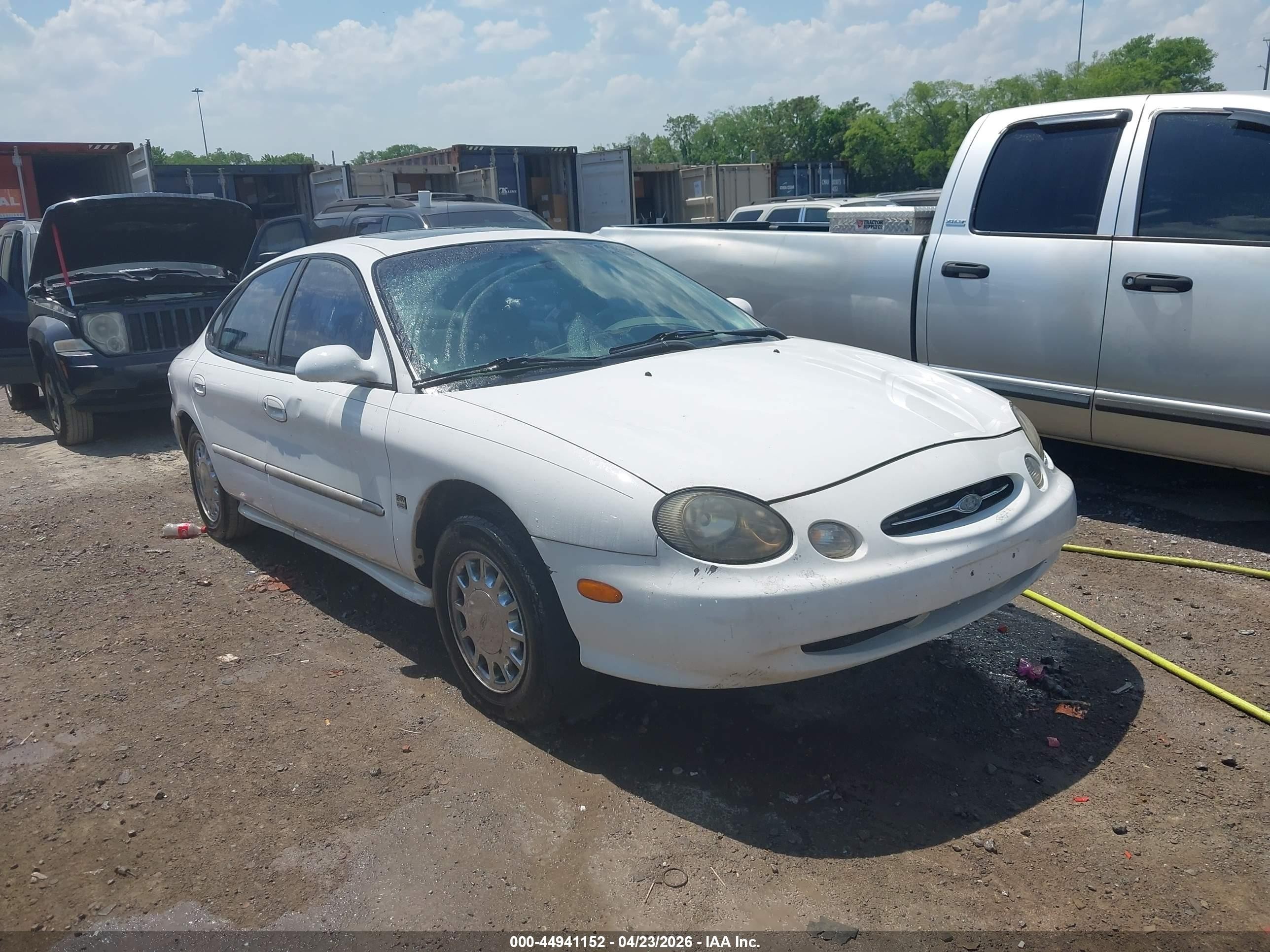 1998 Ford Taurus SE Comfort, VIN 1FAFP53S8WA239160 — Обычный износ