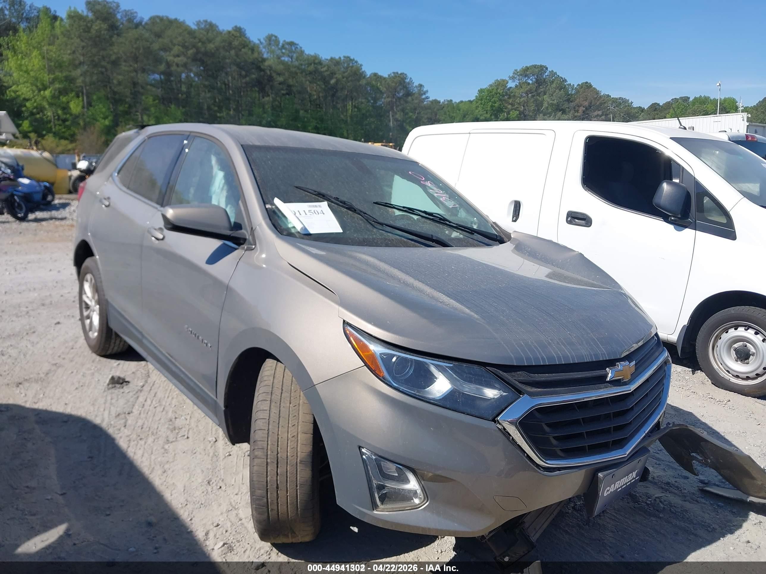 2018 Chevrolet Equinox LT, VIN 3GNAXJEV2JL131680 — Auction photo