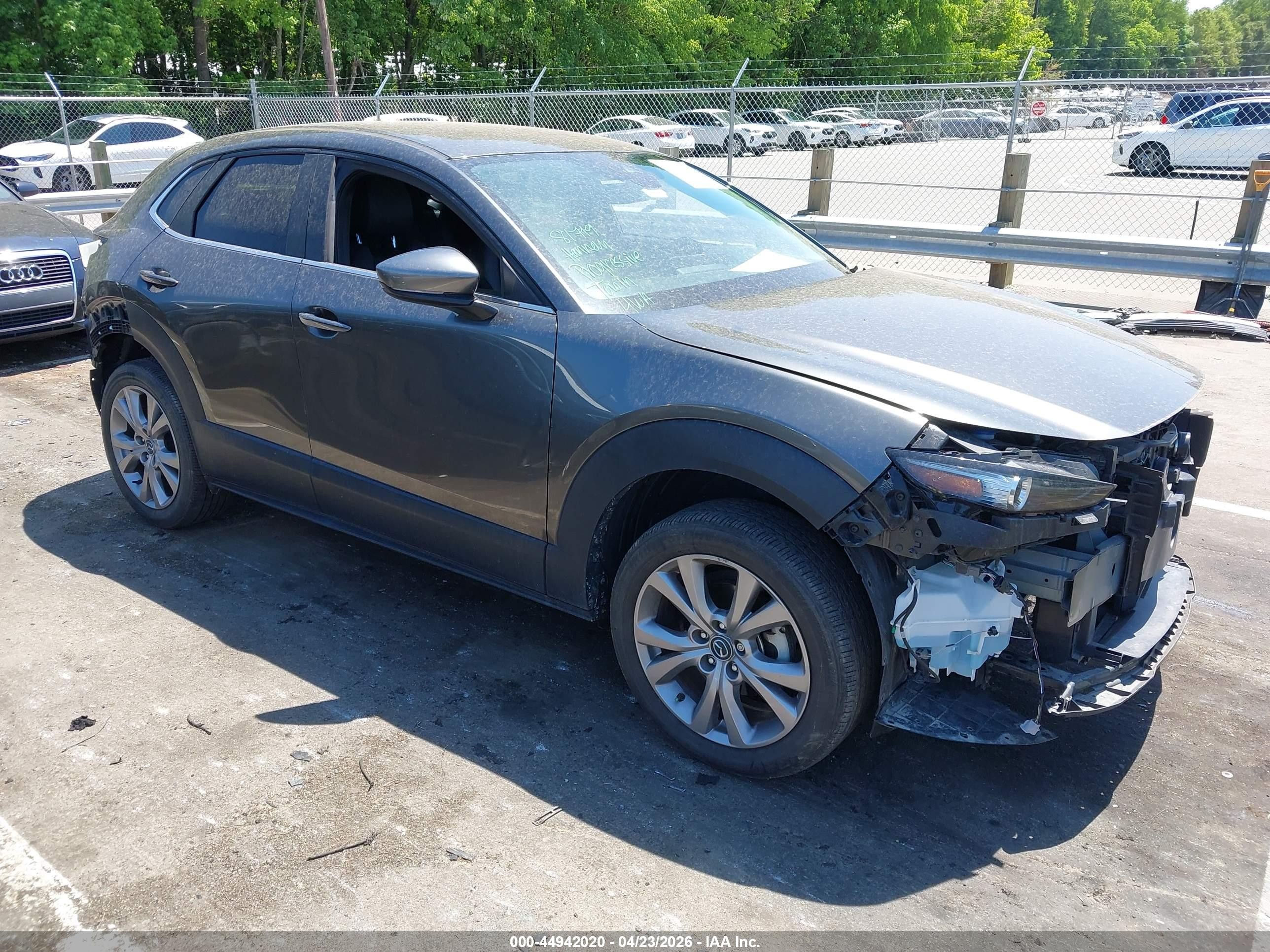 2022 Mazda CX-30 S Select, VIN 3MVDMBBL0NM452414 — Side