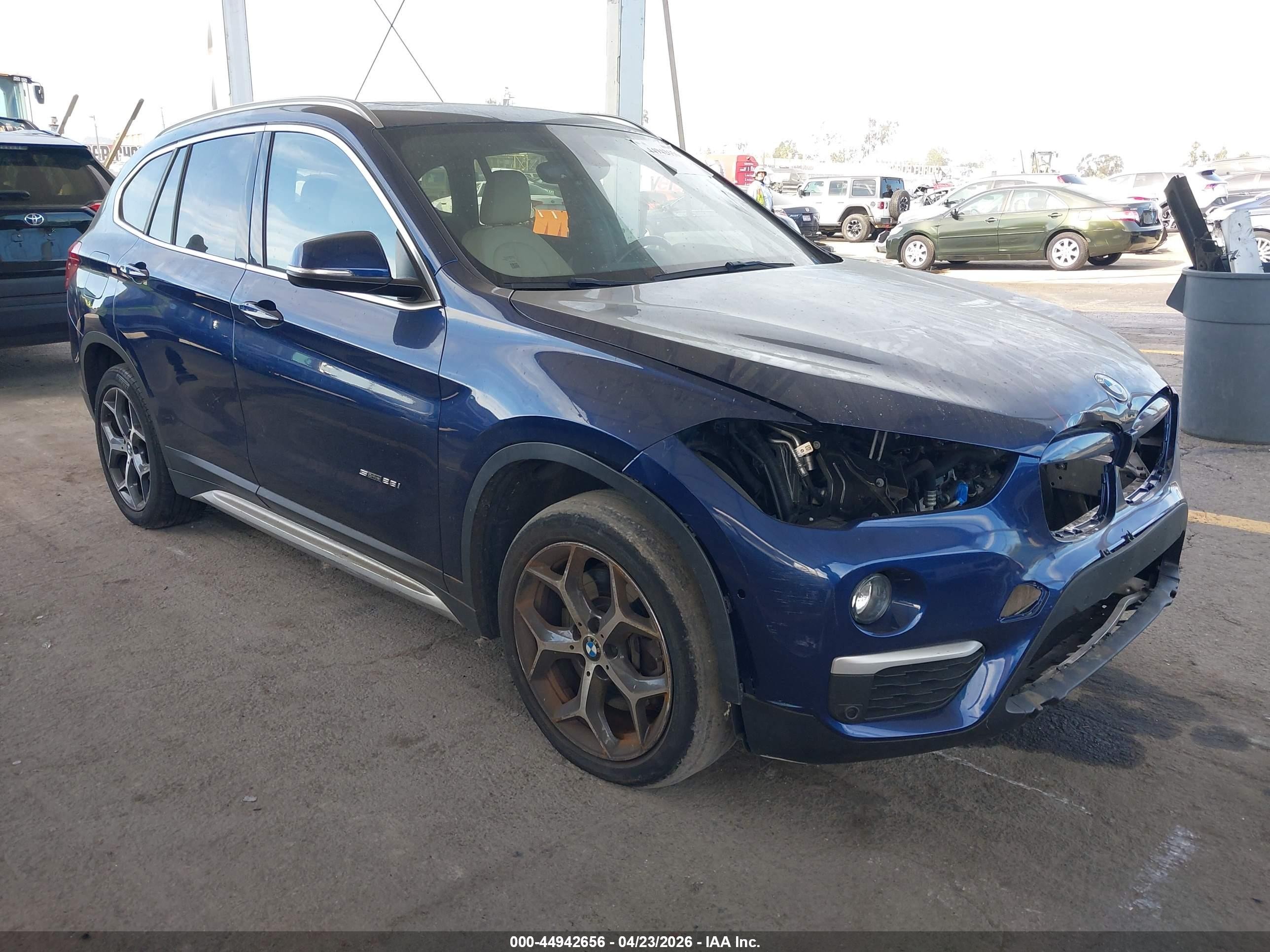 2018 BMW X1 sDrive28i, VIN WBXHU7C31J5H42262 — Front end