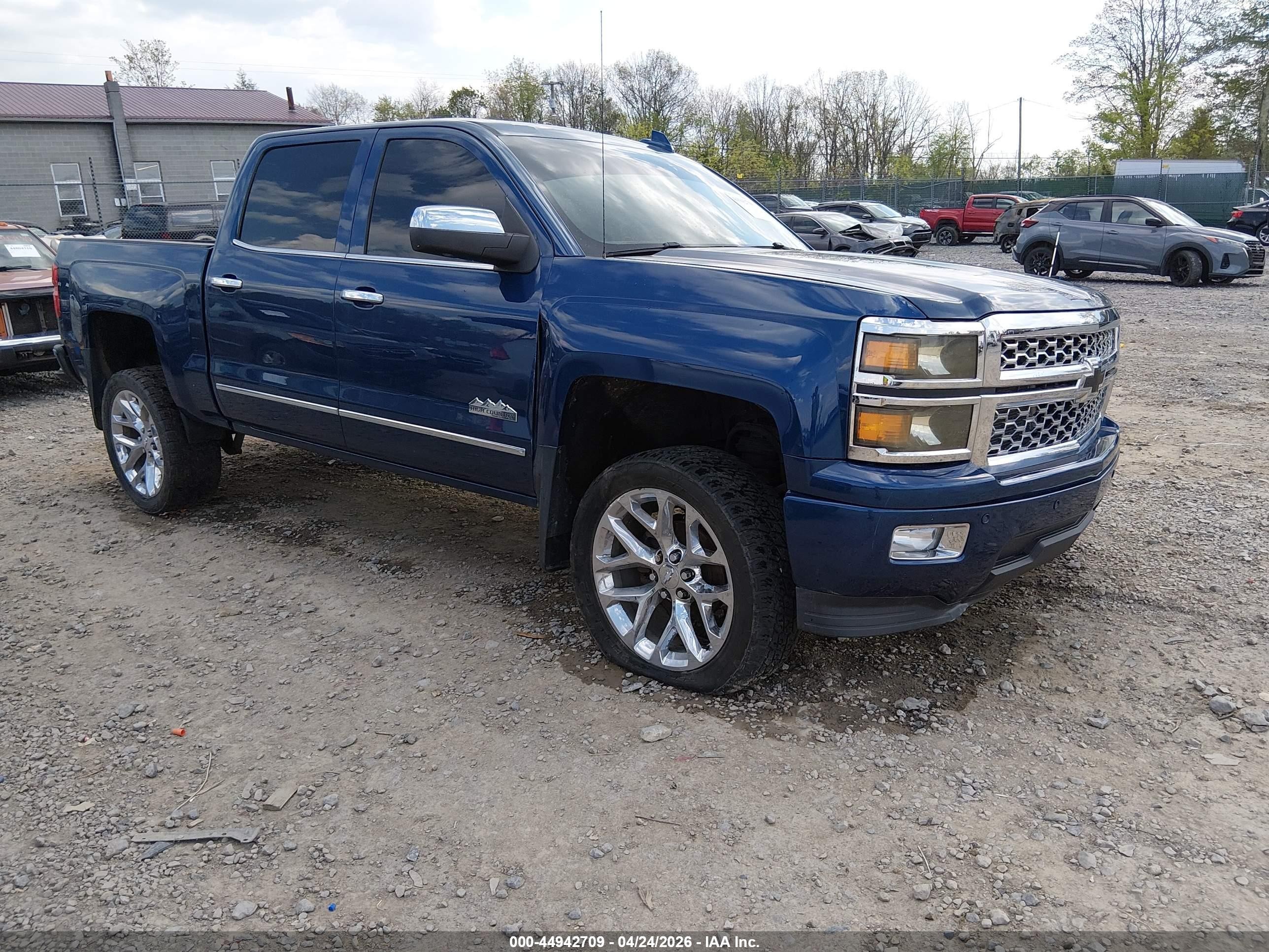 2015 Chevrolet Silverado 1500 High Country, VIN 3GCUKTEC8FG248940 — Side