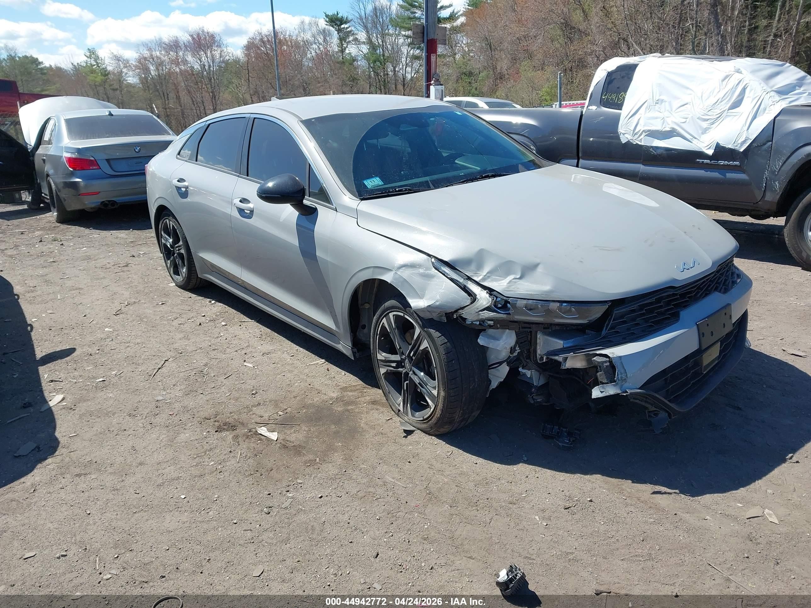 2023 Kia K5 GT-Line, VIN 5XXG64J20PG194431 — Front end