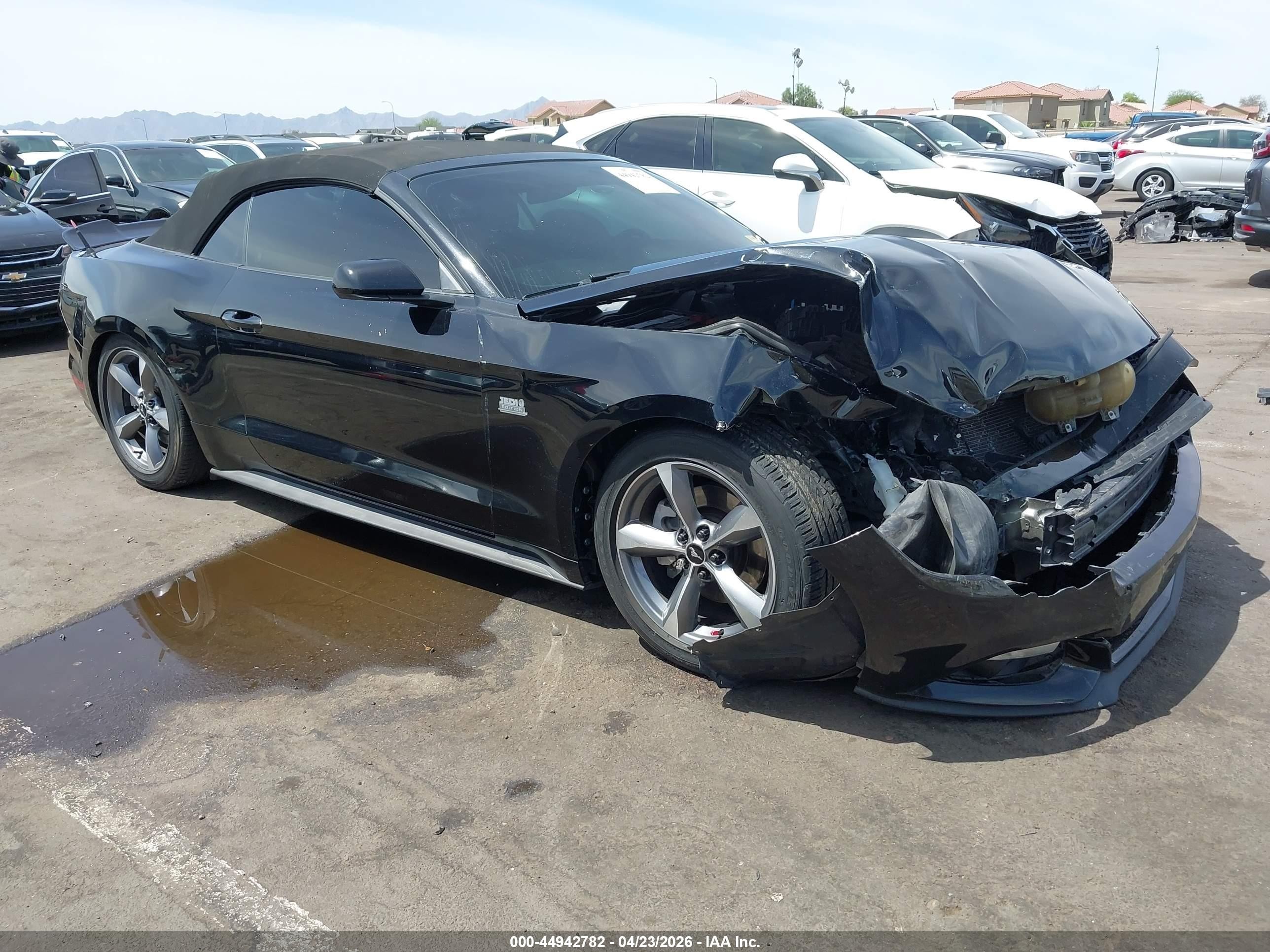 2016 Ford Mustang V6, VIN 1FATP8EM7G5202825 — Front end