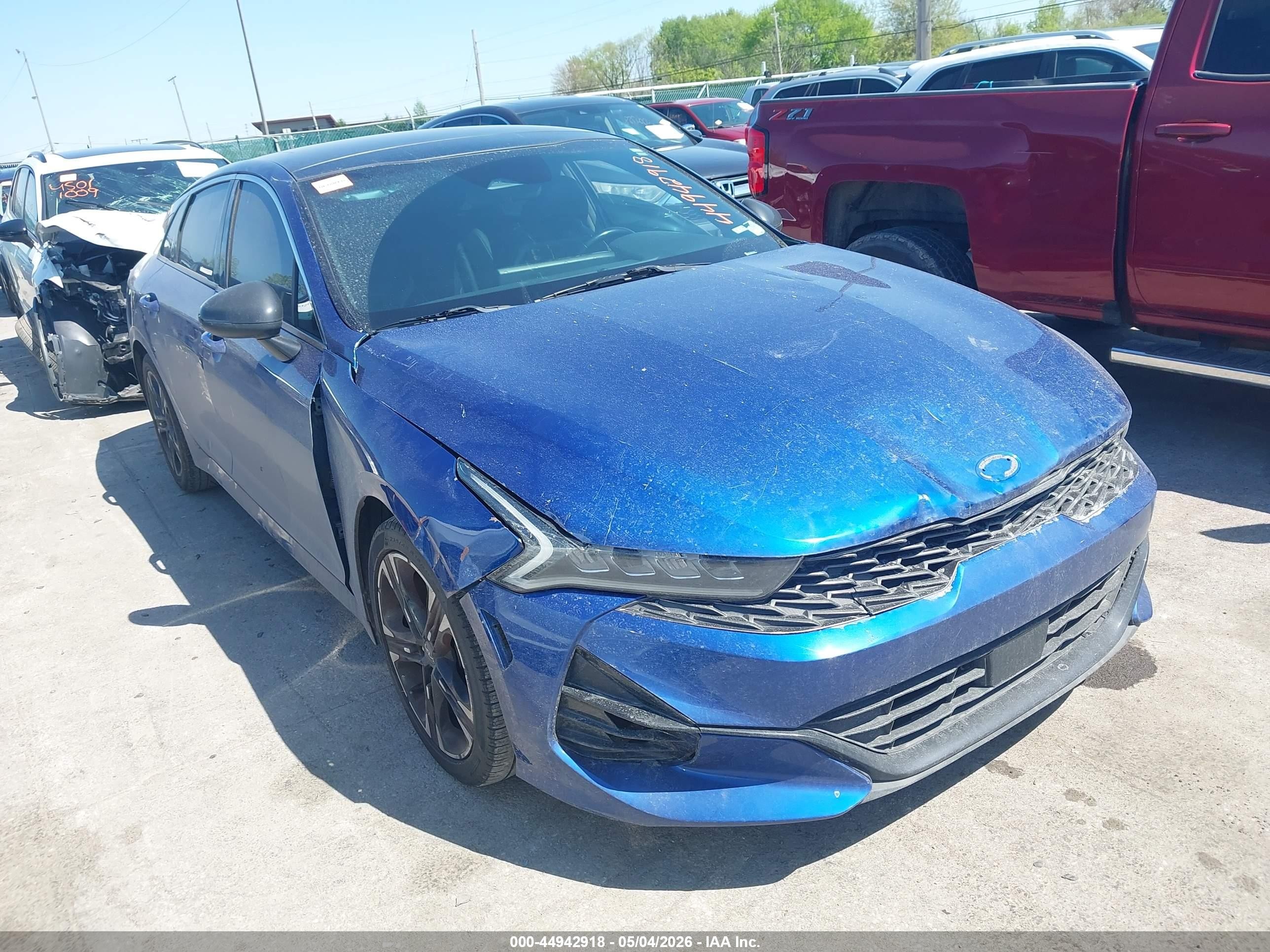 2022 Kia K5 GT-Line, VIN 5XXG64J20NG105583 — Side