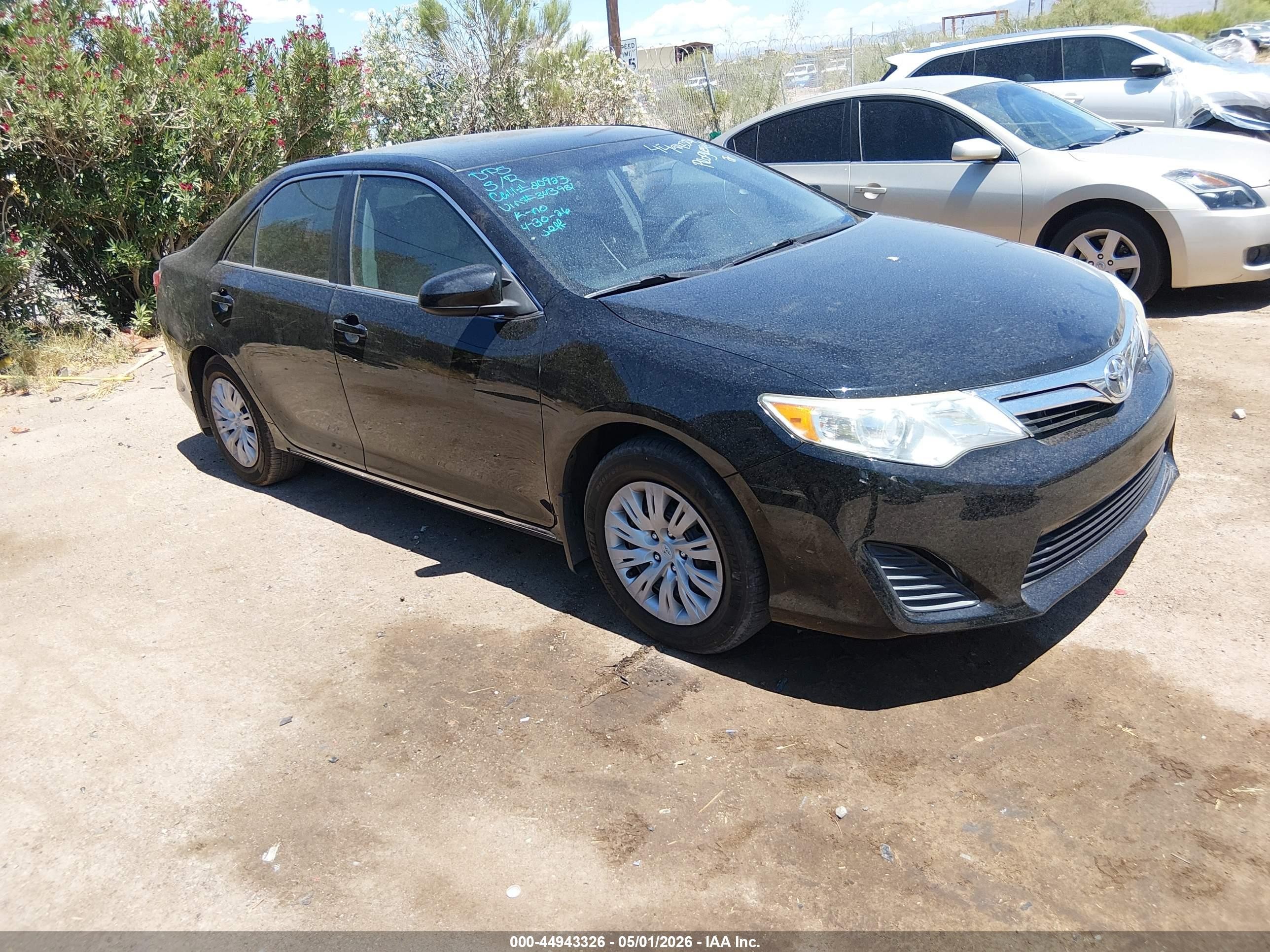 2014 Toyota Camry LE, VIN 4T4BF1FK0ER343981 — Rear end
