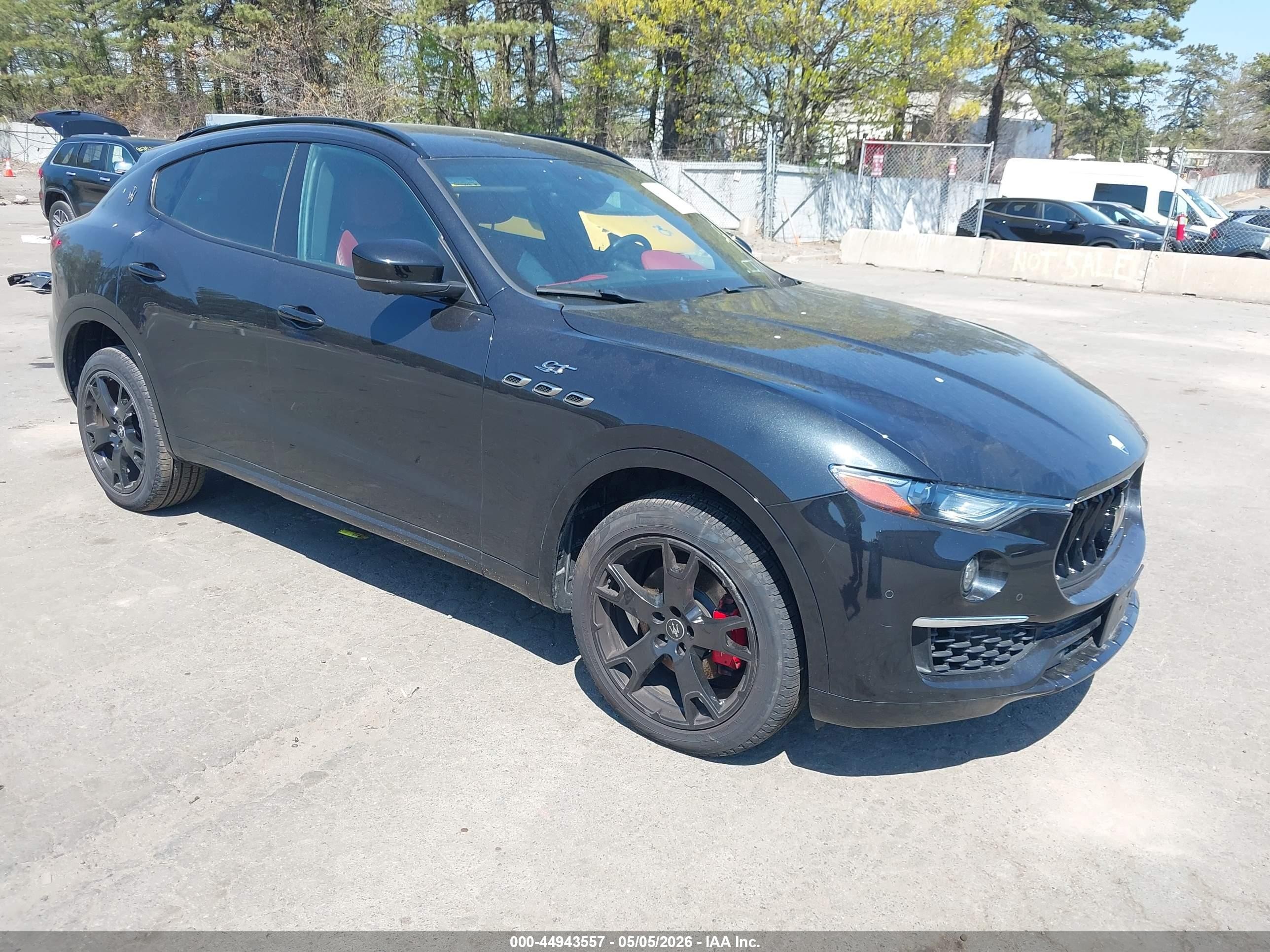 2022 Maserati Levante GT, VIN ZN661XUA0NX396365 — Side