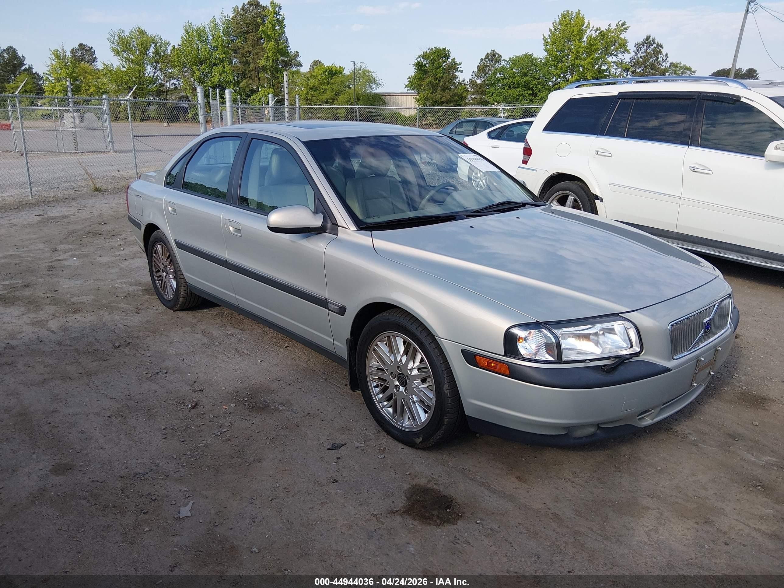 2000 Volvo S80, VIN YV1TS90DXY1115591 — Normal wear