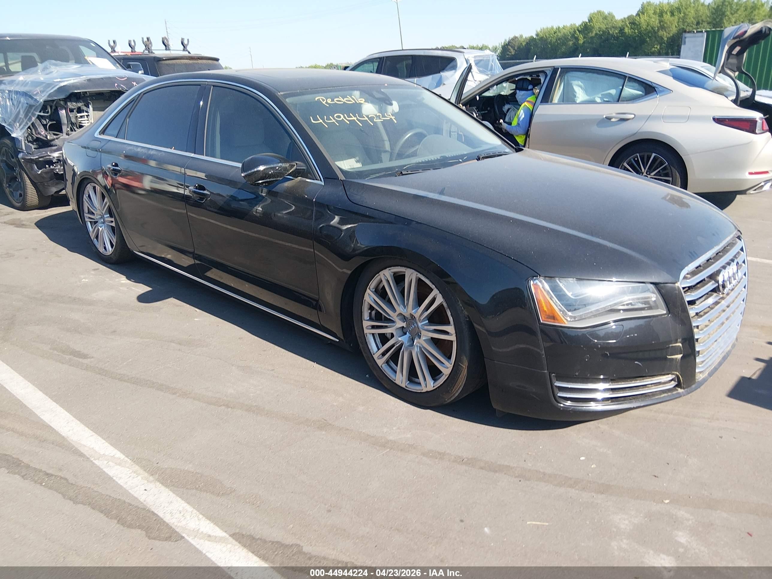 2011 Audi A8, VIN WAURVAFDXBN020476 — Normal wear