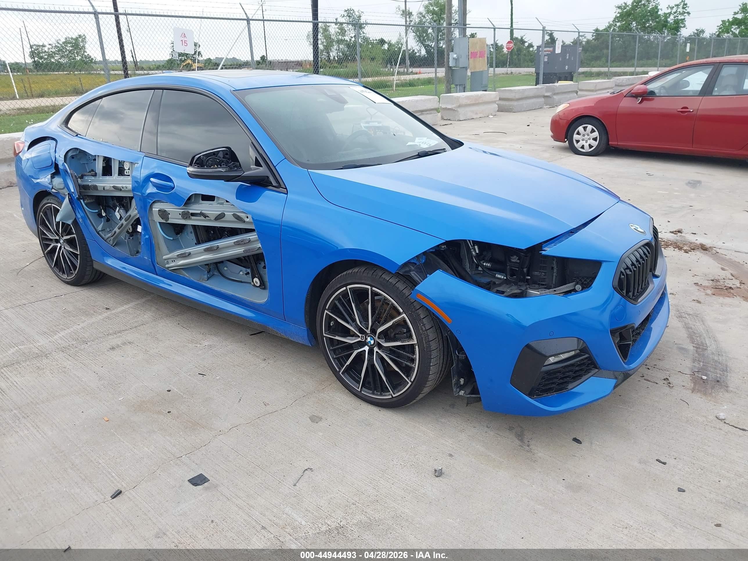 2021 BMW 2 Series 228i, VIN WBA53AK04M7H44939 — Front end
