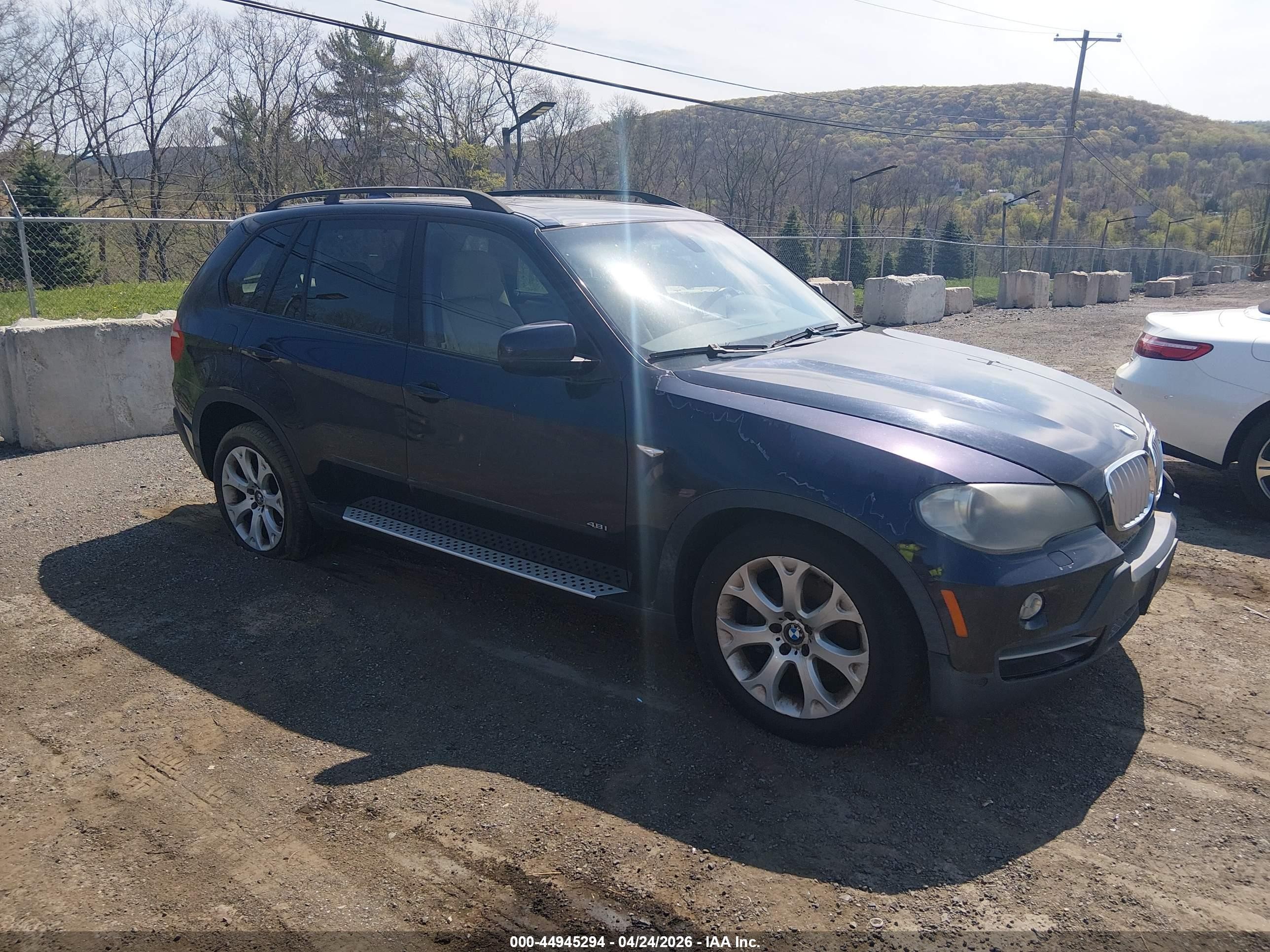2008 BMW X5 4.8i, VIN 5UXFE83518L165114 — Normal wear