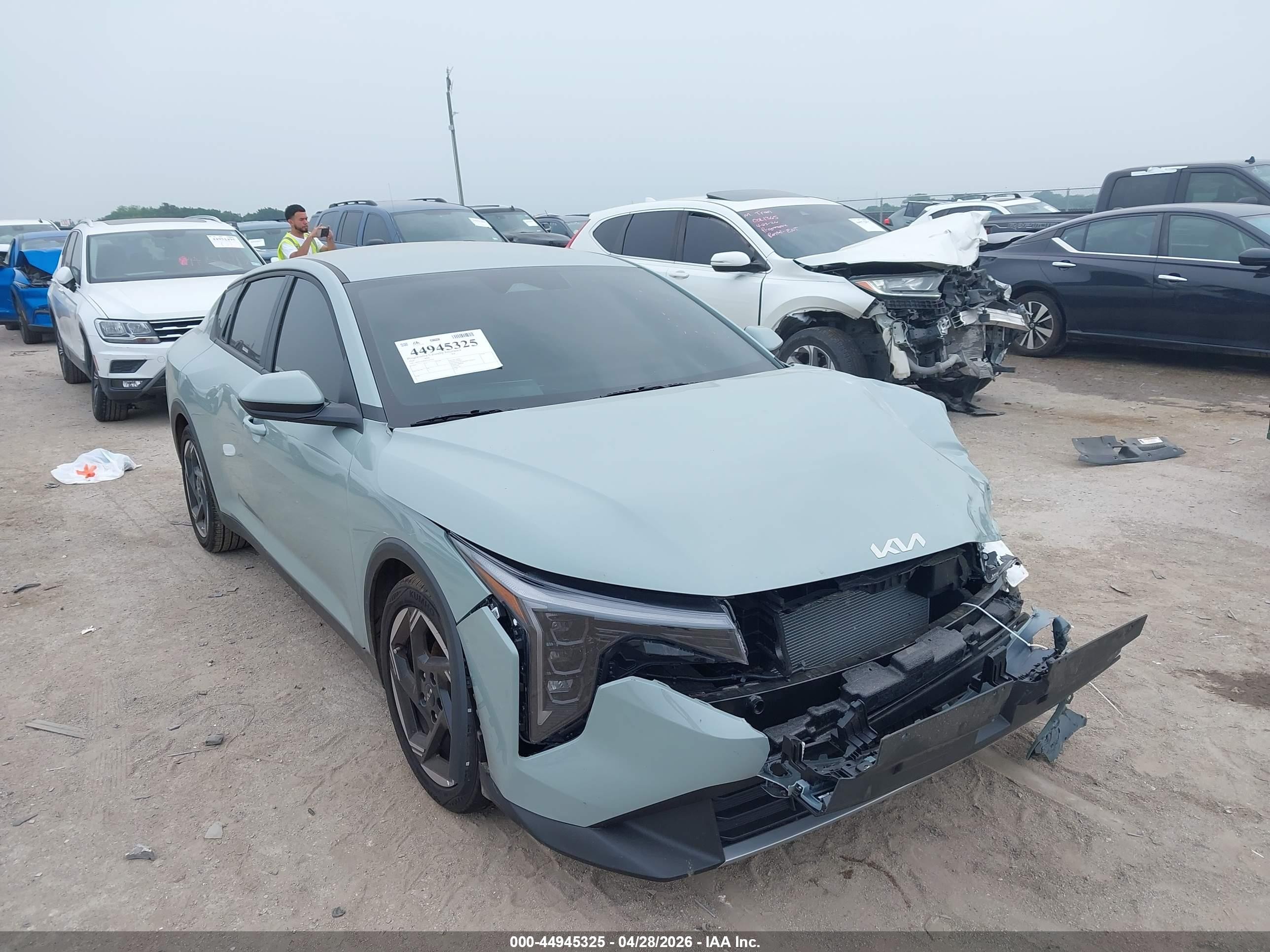 2026 Kia K4 EX, VIN 3KPFU4DE8TE263523 — По всему кузову