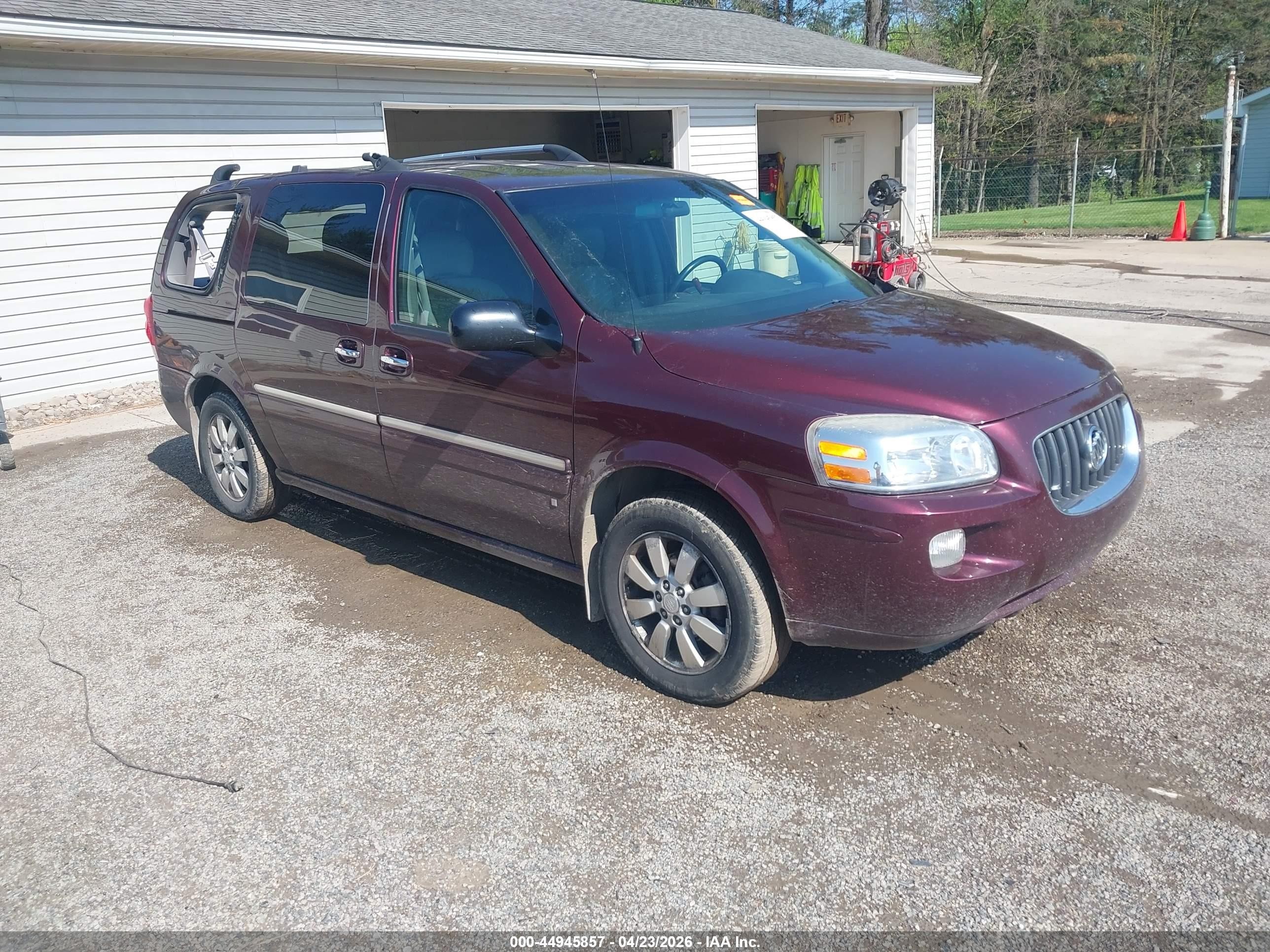 2007 Buick Terraza CXL, VIN 5GADV33117D203380 — Rear end
