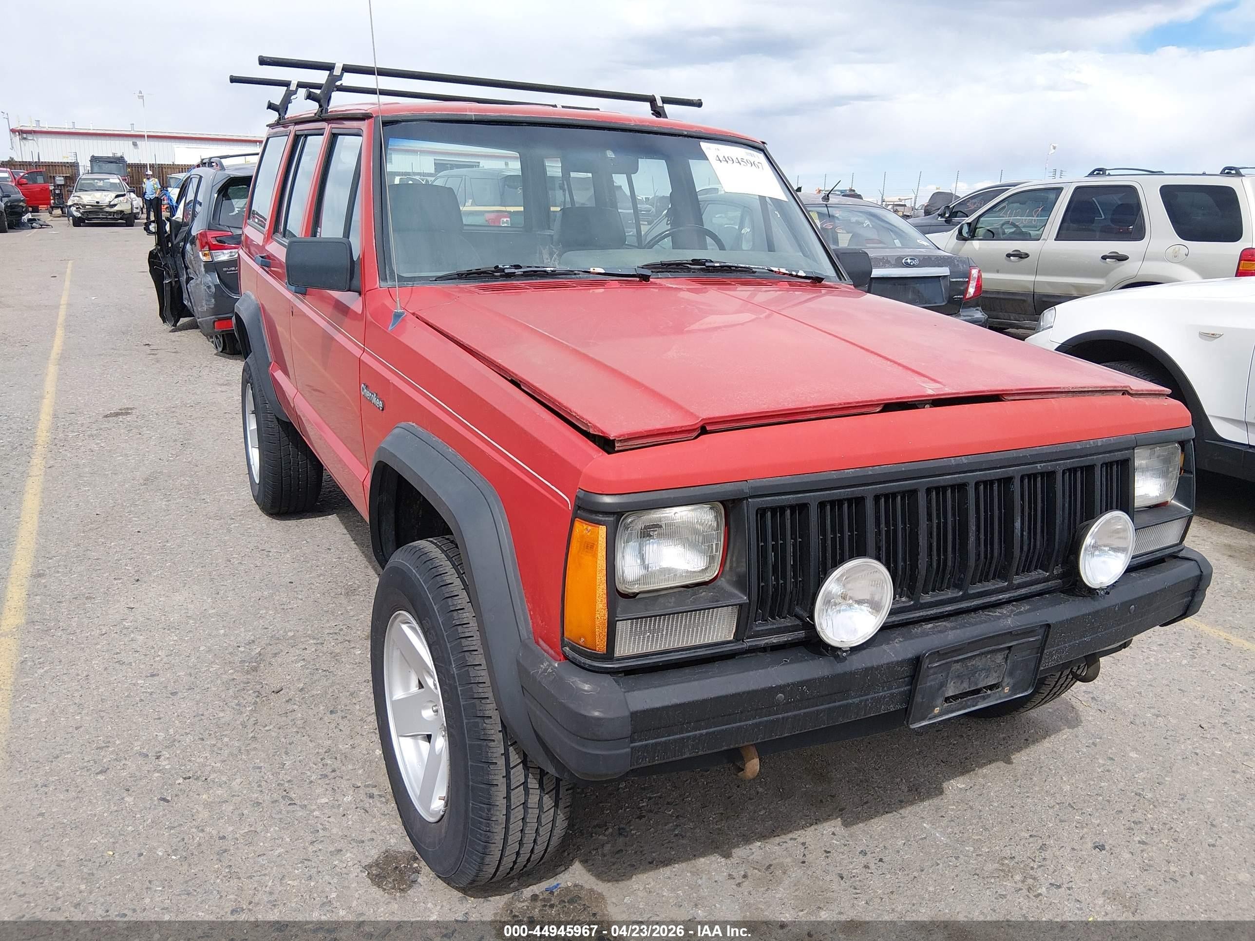 1994 Jeep Cherokee SE, VIN 1J4FJ28S1RL122848 — Normal wear