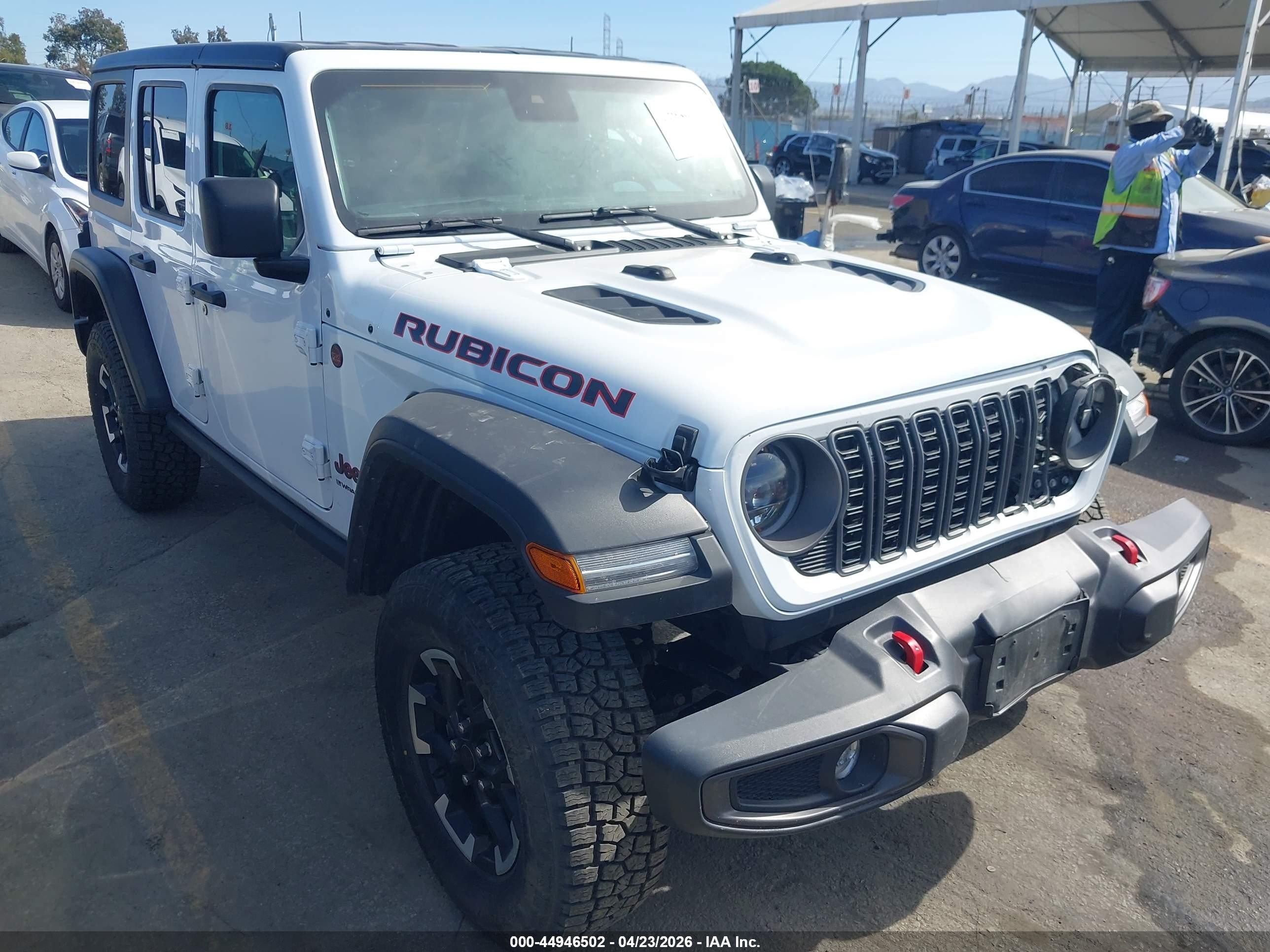 2025 Jeep Wrangler Rubicon, VIN 1C4PJXFN2SW527397 — Перед